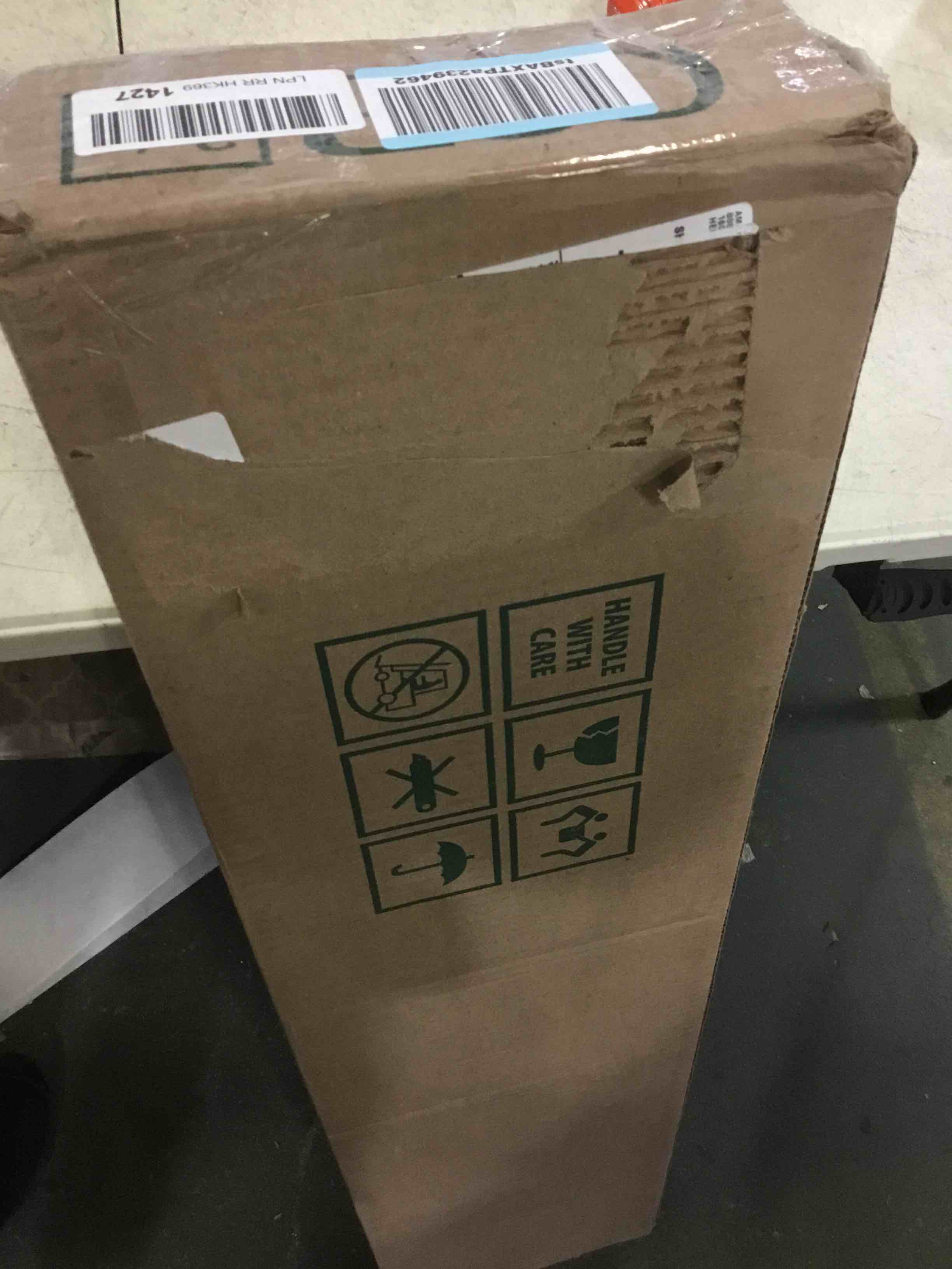 https://s3.amazonaws.com/lotting-images-prod/bidfta/BLU5345207_1702322532256.jpeg