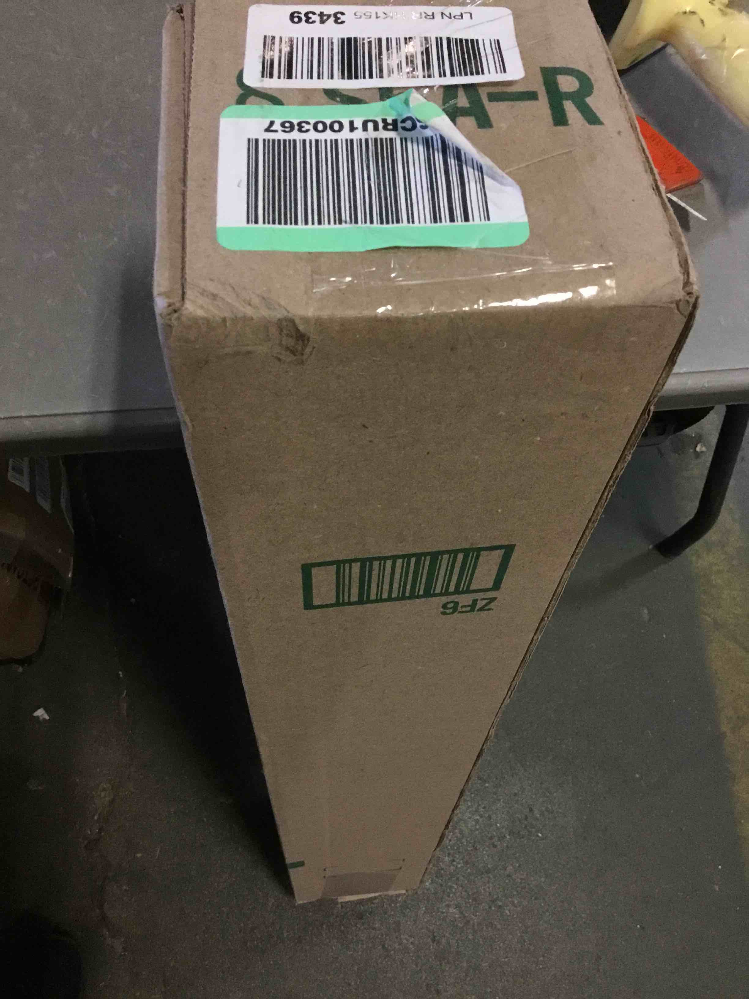 https://s3.amazonaws.com/lotting-images-prod/bidfta/BLU5345575_1702493279731.jpeg
