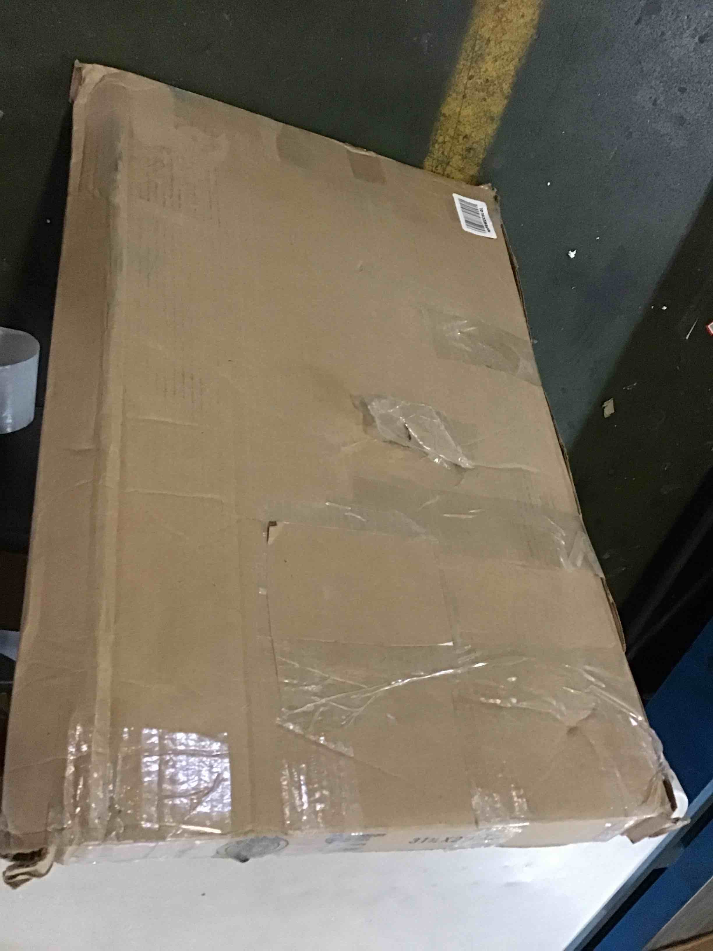 https://s3.amazonaws.com/lotting-images-prod/bidfta/BLU5346494_1701976228395.jpeg