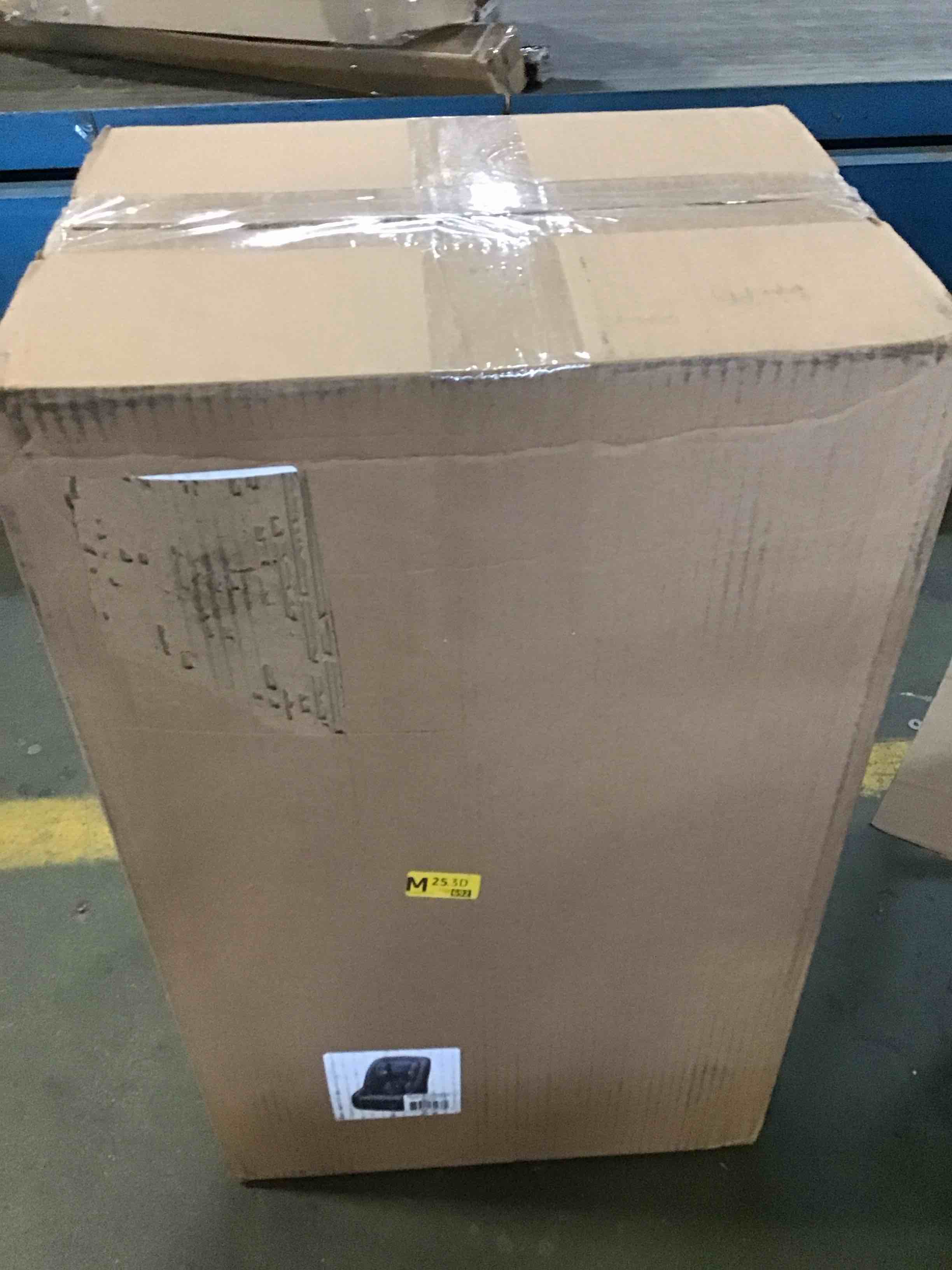 https://s3.amazonaws.com/lotting-images-prod/bidfta/BLU5346555_1701983222278.jpeg