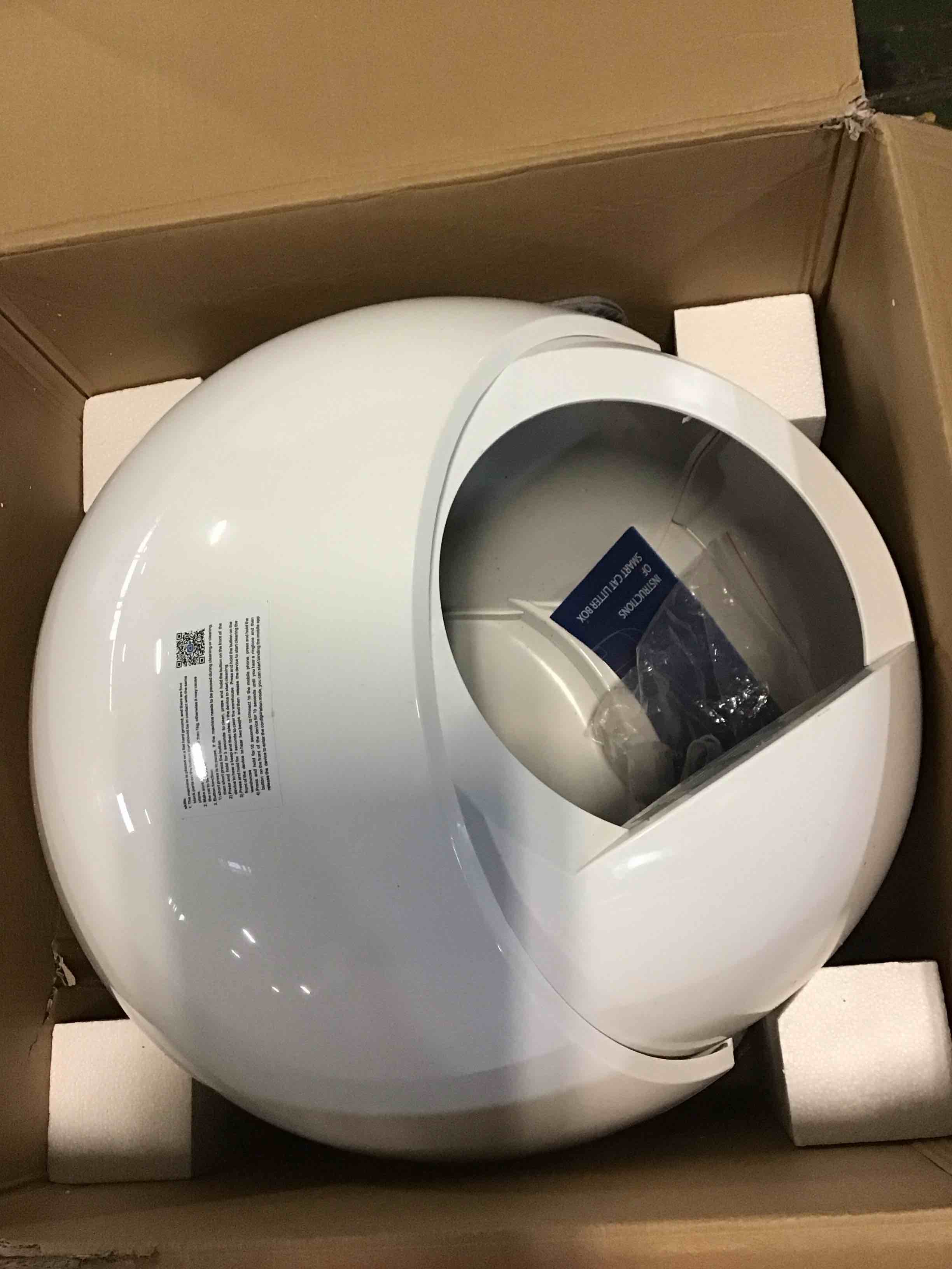 https://s3.amazonaws.com/lotting-images-prod/bidfta/BLU5346969_1702386436682.jpeg