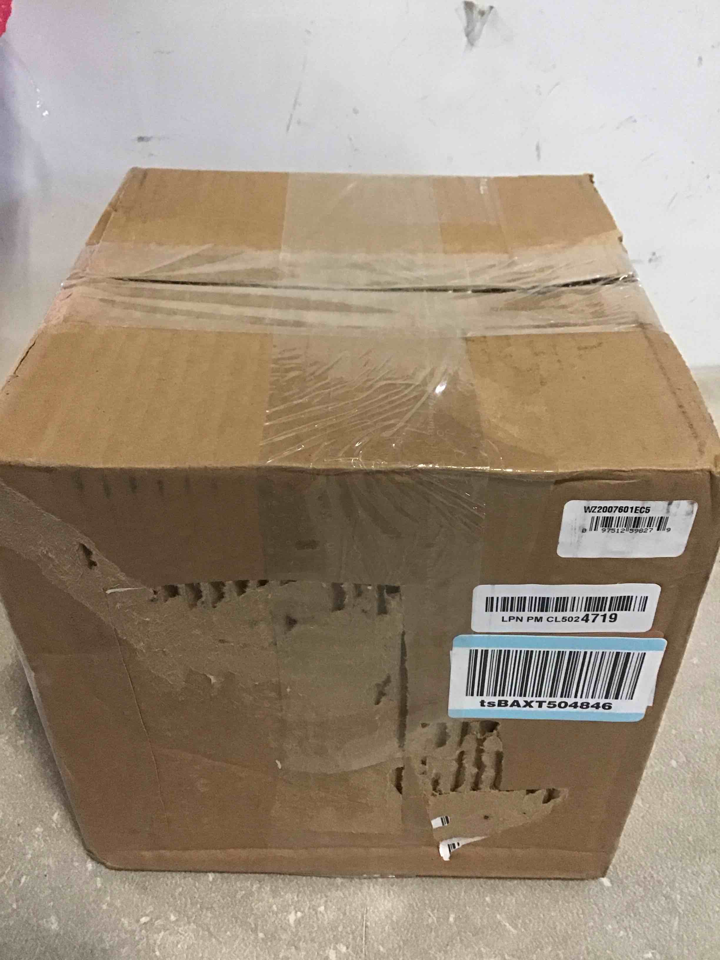 https://s3.amazonaws.com/lotting-images-prod/bidfta/BLU5347105_1702410517382.jpeg