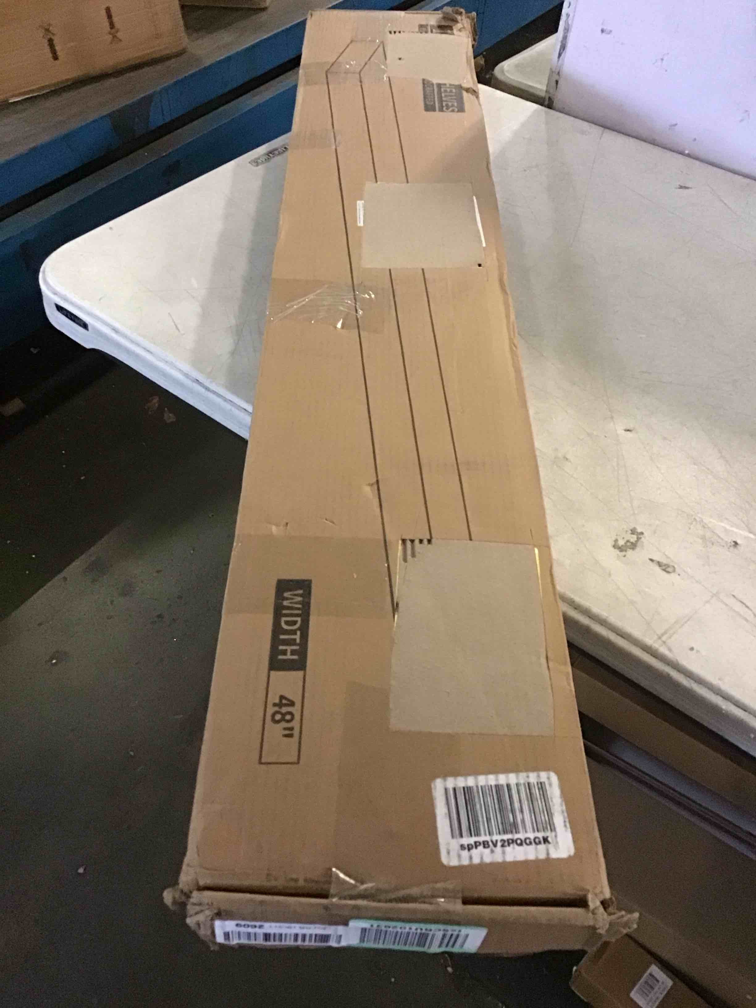 https://s3.amazonaws.com/lotting-images-prod/bidfta/BLU5347734_1702672150667.jpeg