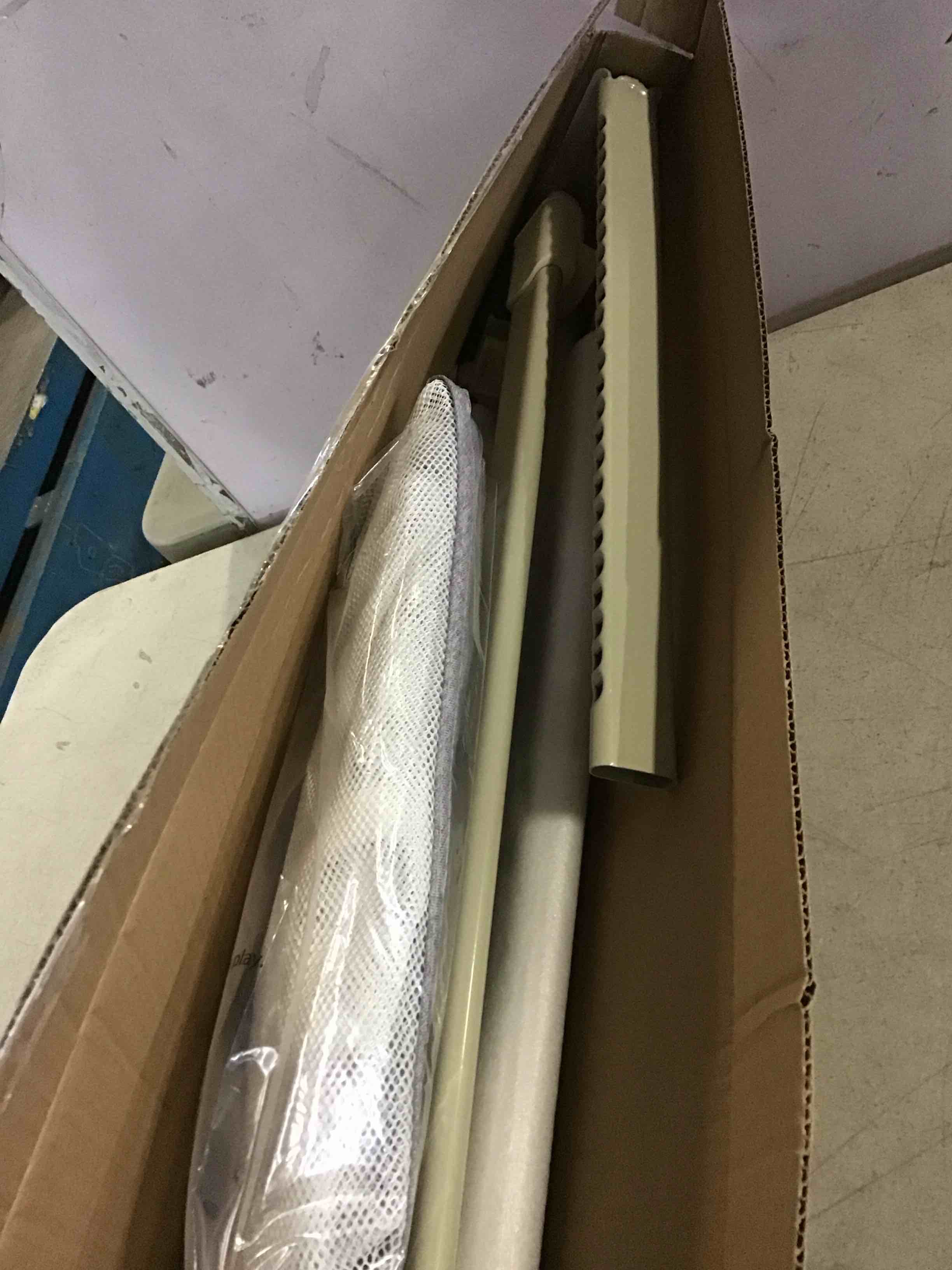 https://s3.amazonaws.com/lotting-images-prod/bidfta/BLU5347754_1702674252323.jpeg