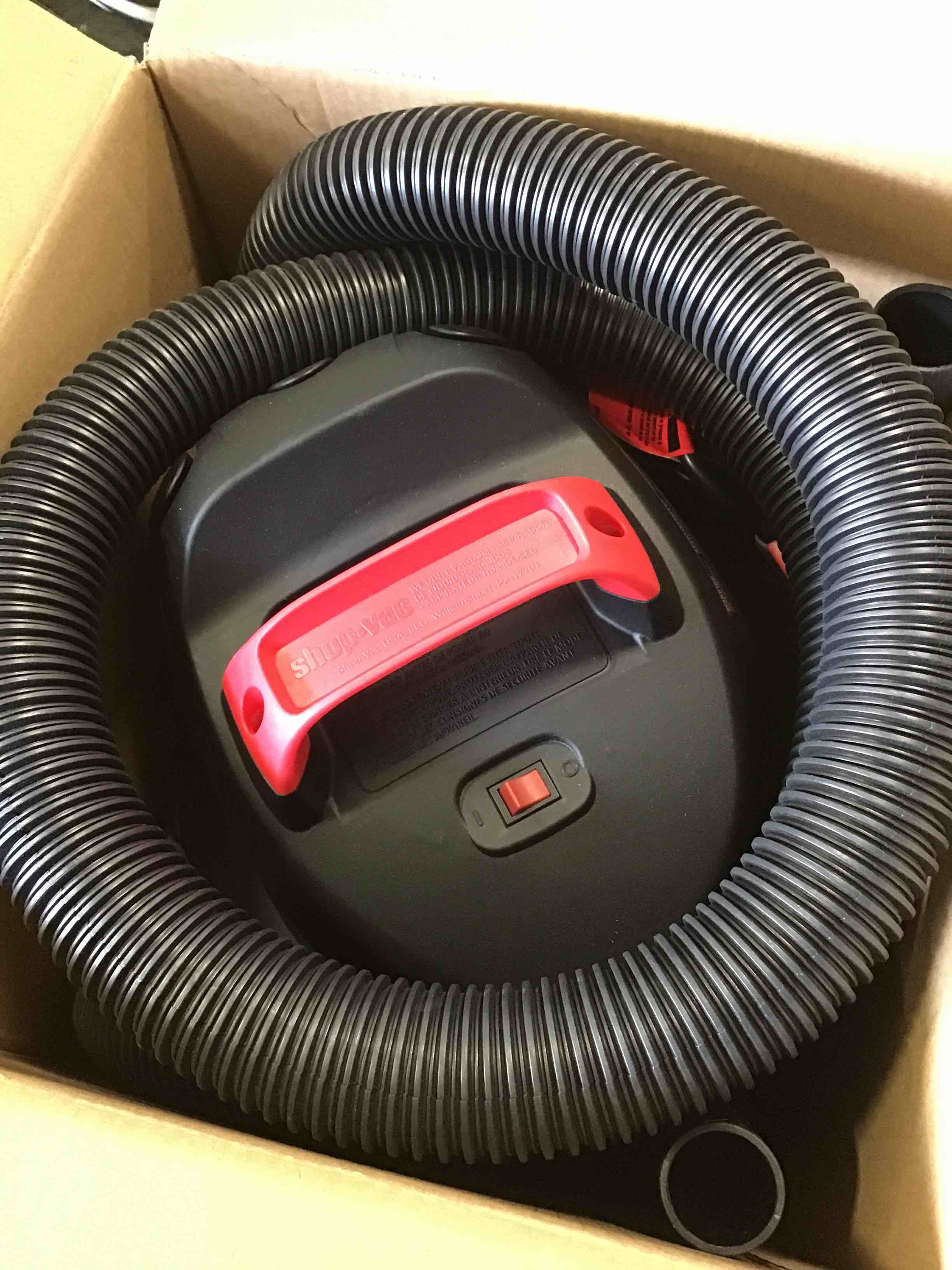 https://s3.amazonaws.com/lotting-images-prod/bidfta/BLU5348369_1704393316666.jpeg