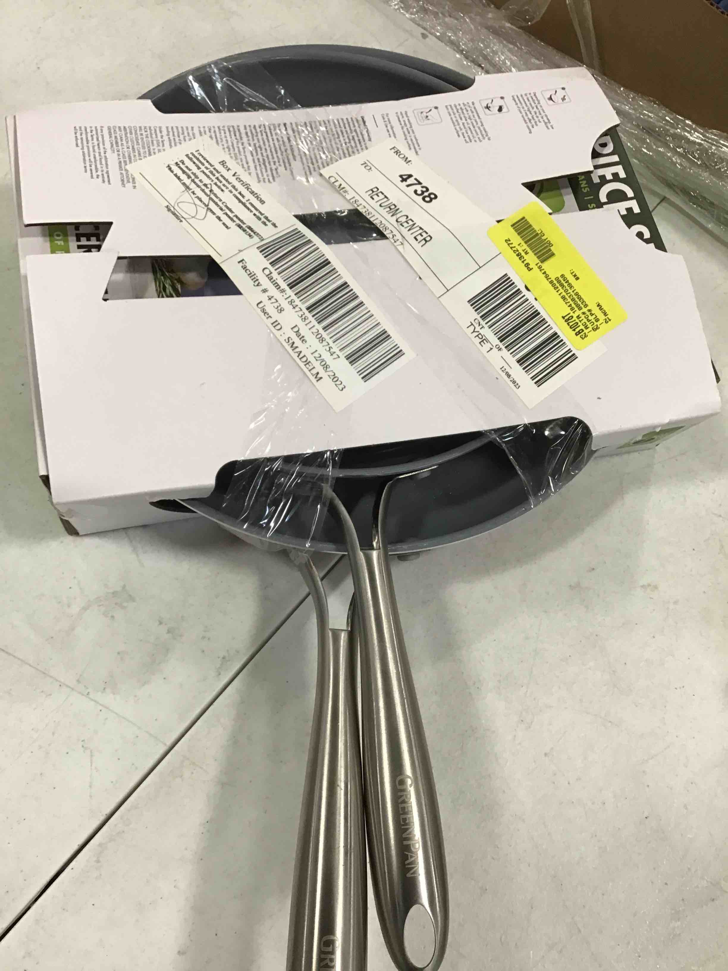 https://s3.amazonaws.com/lotting-images-prod/bidfta/BLU5348535_1704483349821.jpeg