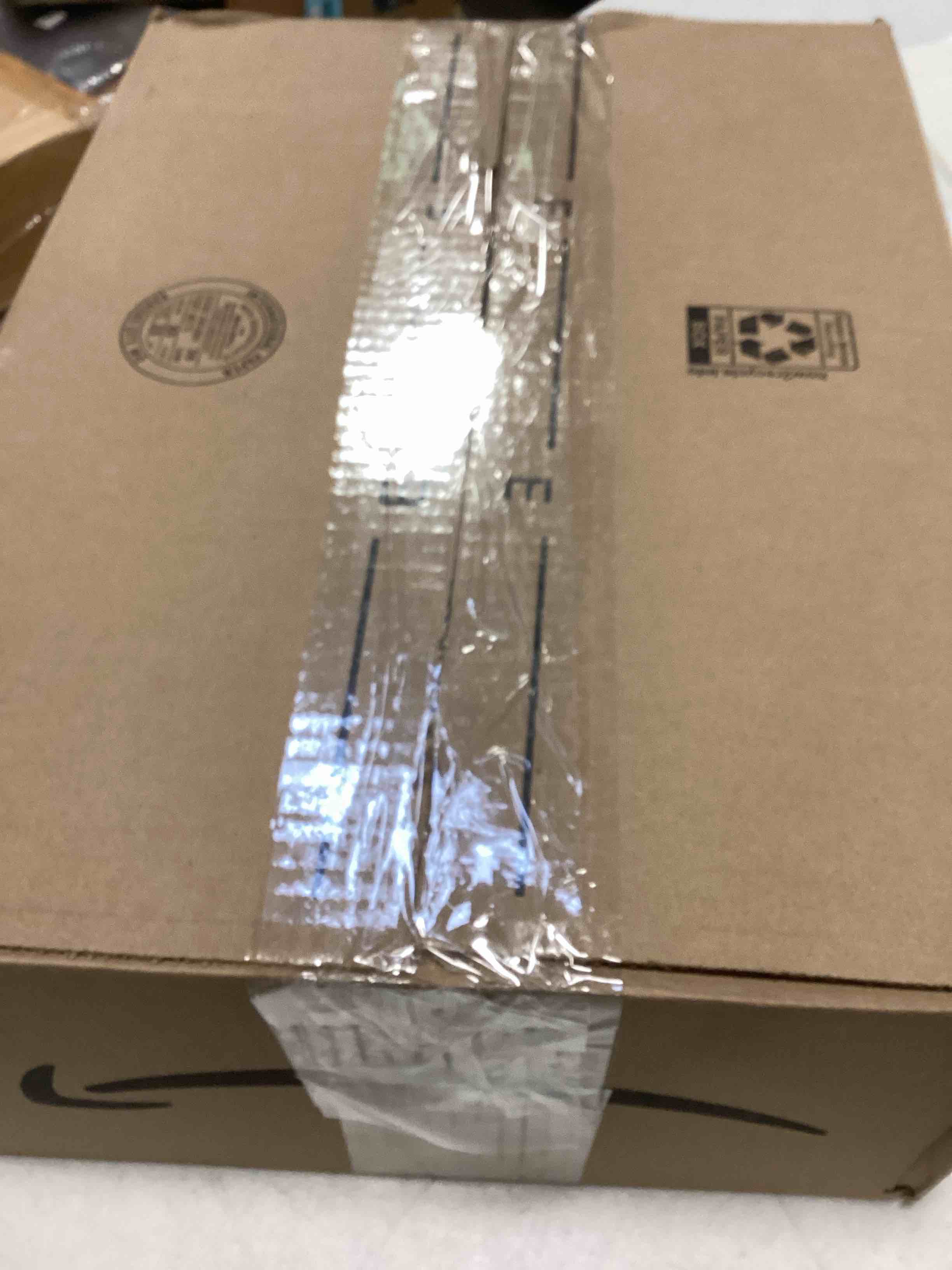 https://s3.amazonaws.com/lotting-images-prod/bidfta/BLU5348831_1704825601242.jpeg