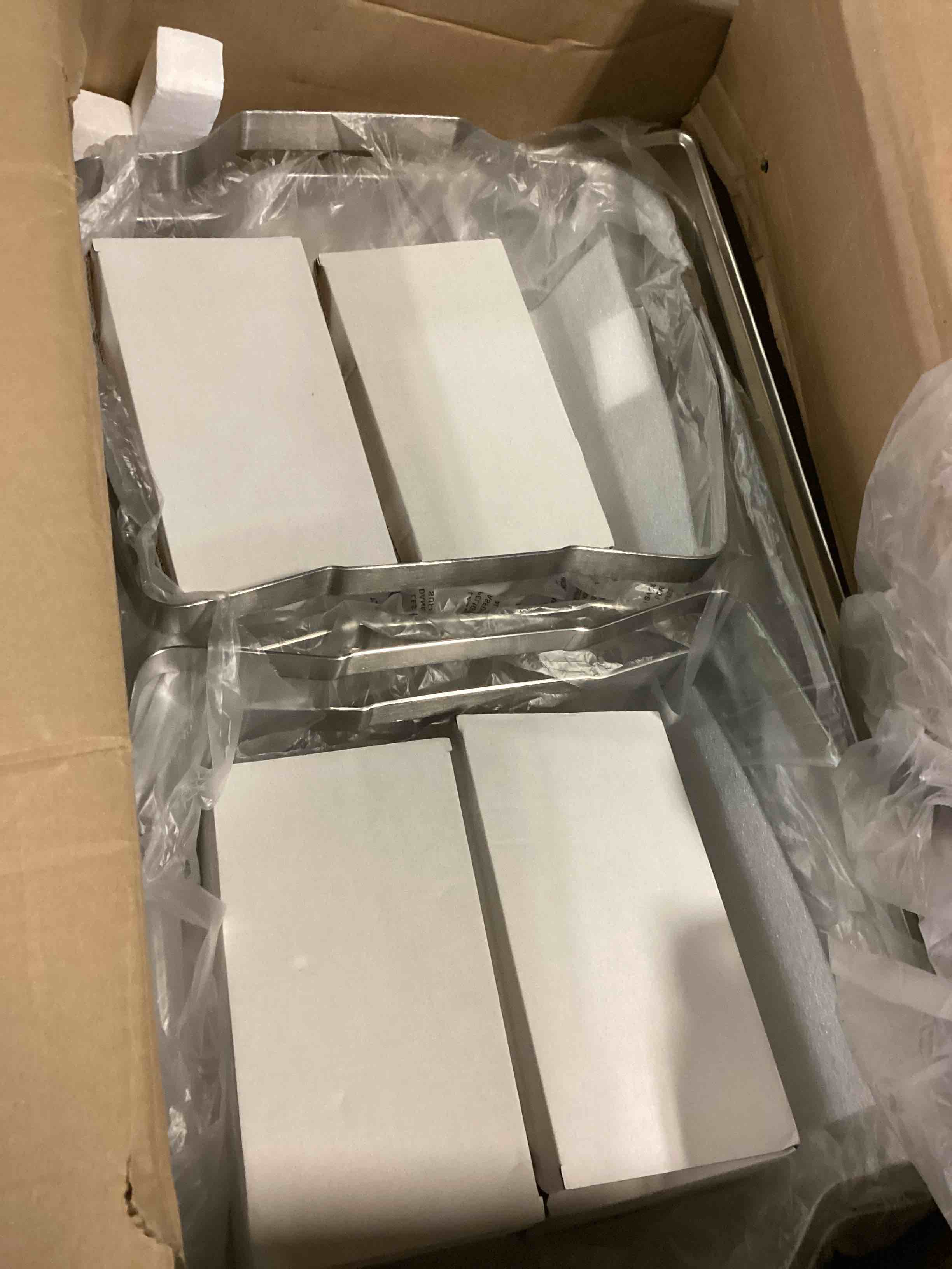 https://s3.amazonaws.com/lotting-images-prod/bidfta/BLU5349814_1701895706256.jpeg