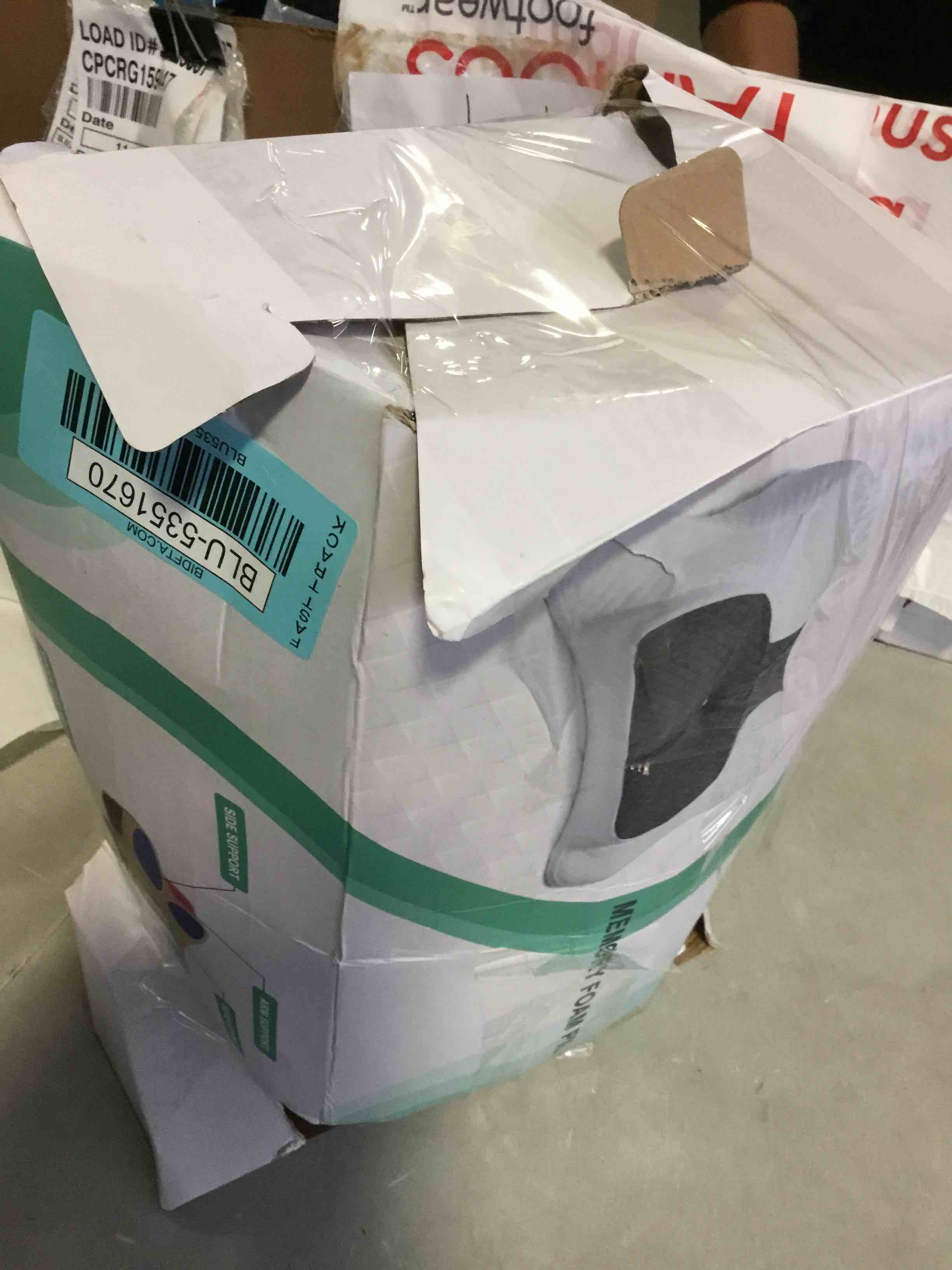 https://s3.amazonaws.com/lotting-images-prod/bidfta/BLU5351670_1701452138507.jpeg