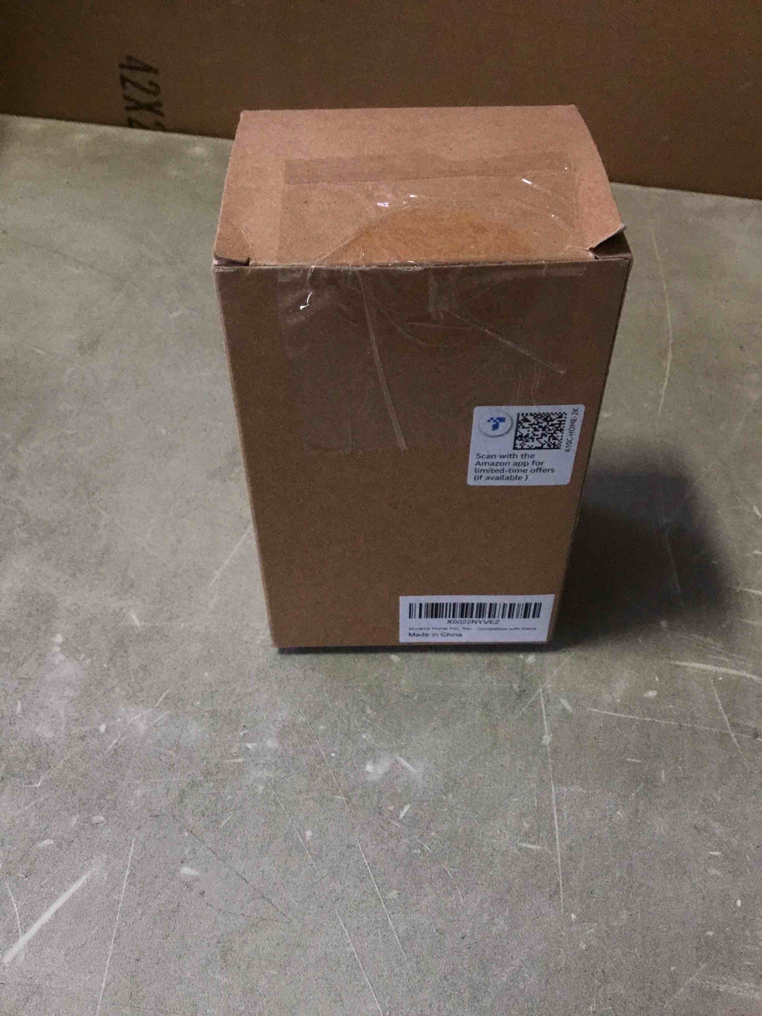 https://s3.amazonaws.com/lotting-images-prod/bidfta/BLU5352471_1701700492357.jpeg