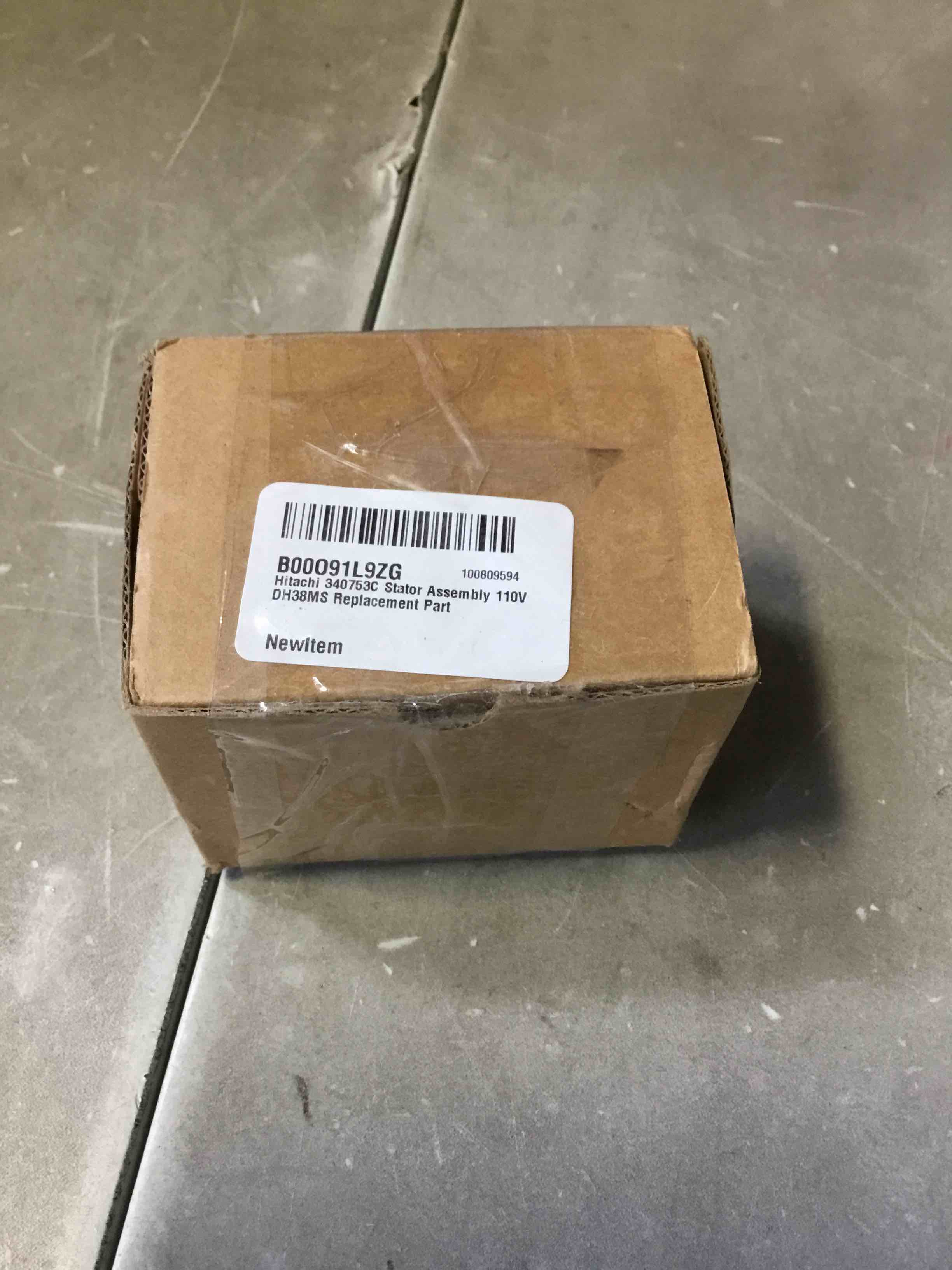 https://s3.amazonaws.com/lotting-images-prod/bidfta/BLU5353854_1701885370699.jpeg