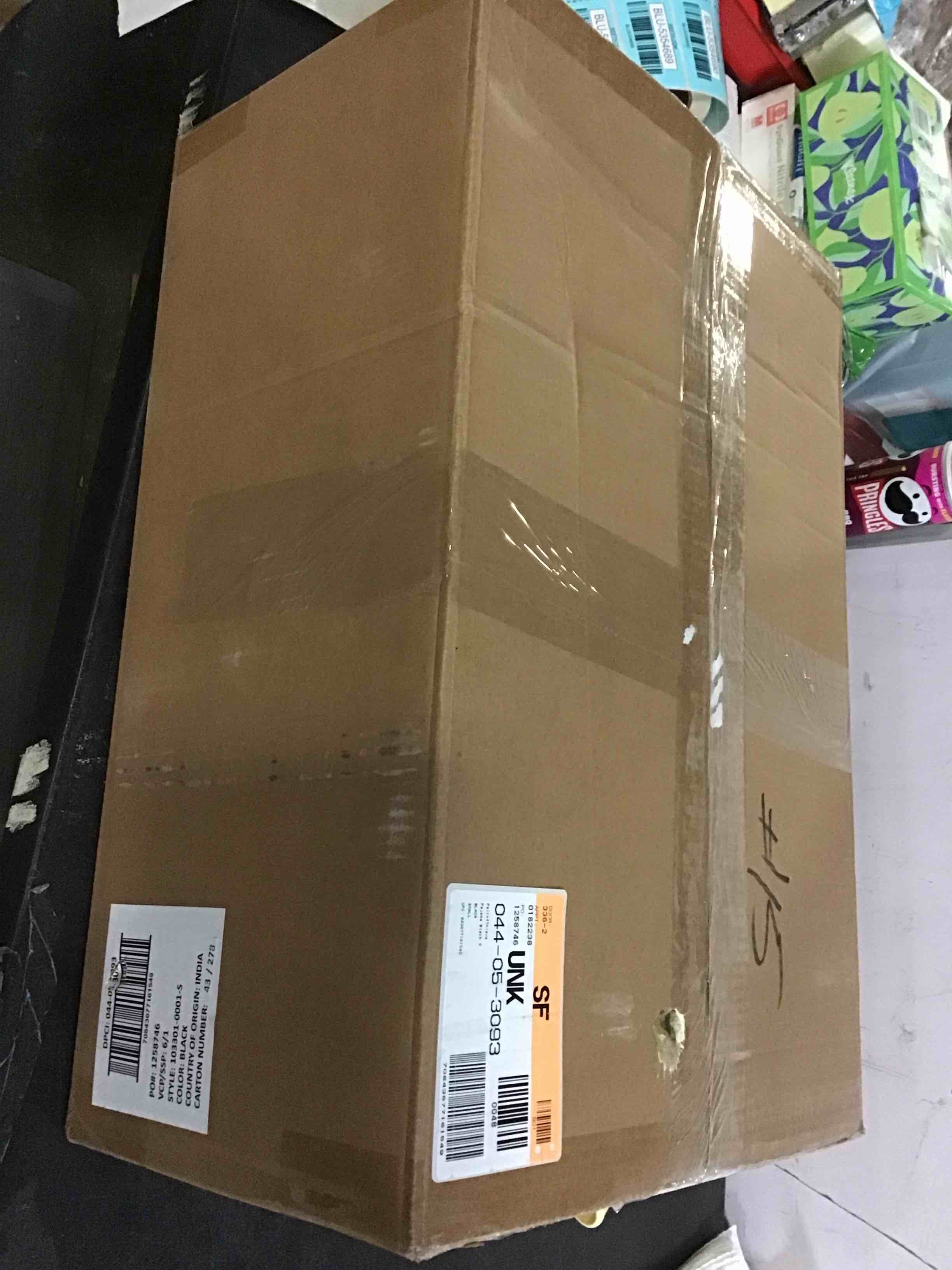 https://s3.amazonaws.com/lotting-images-prod/bidfta/BLU5354686_1701696356061.jpeg