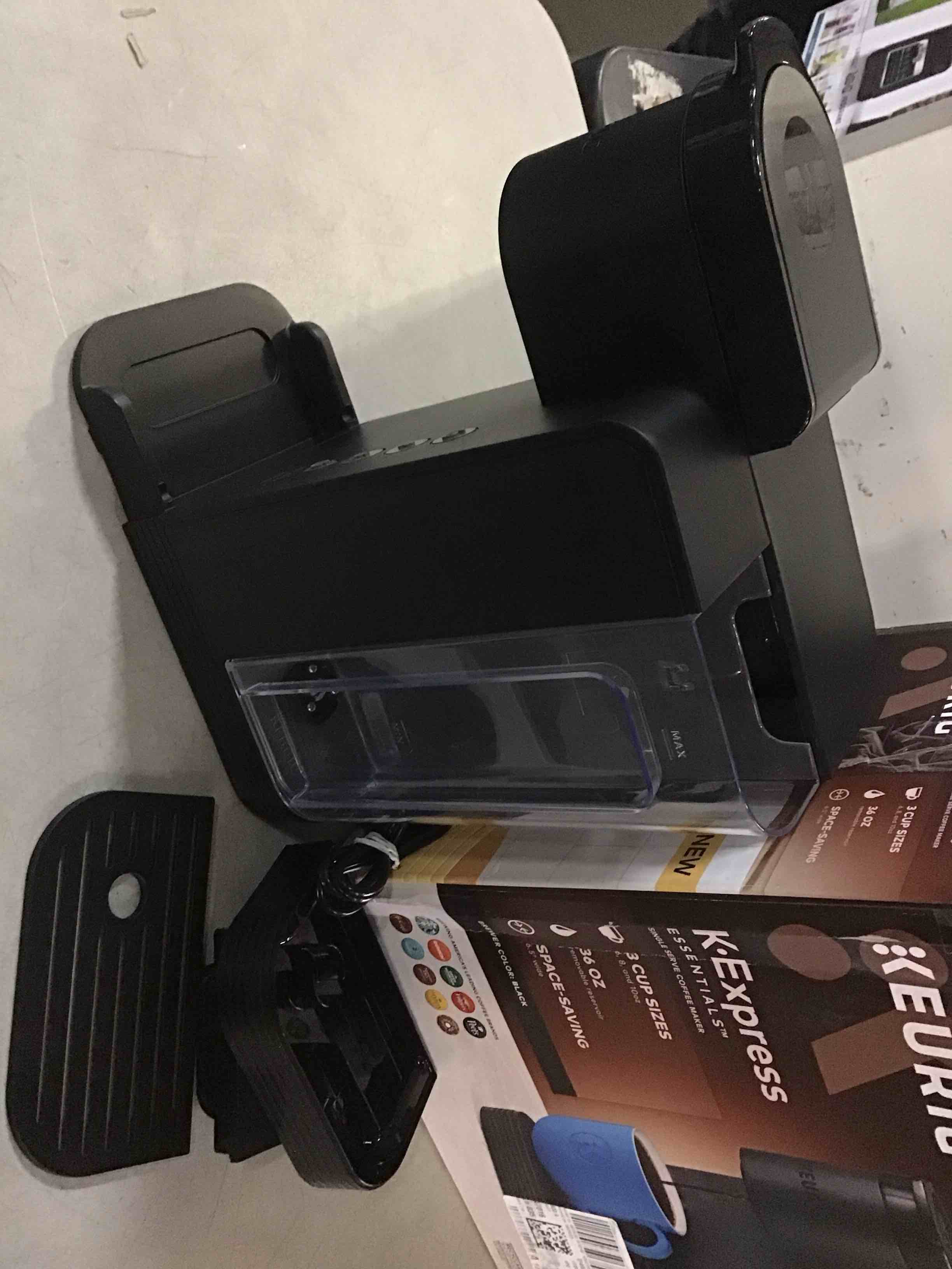 https://s3.amazonaws.com/lotting-images-prod/bidfta/BLU5355115_1701801739319.jpeg
