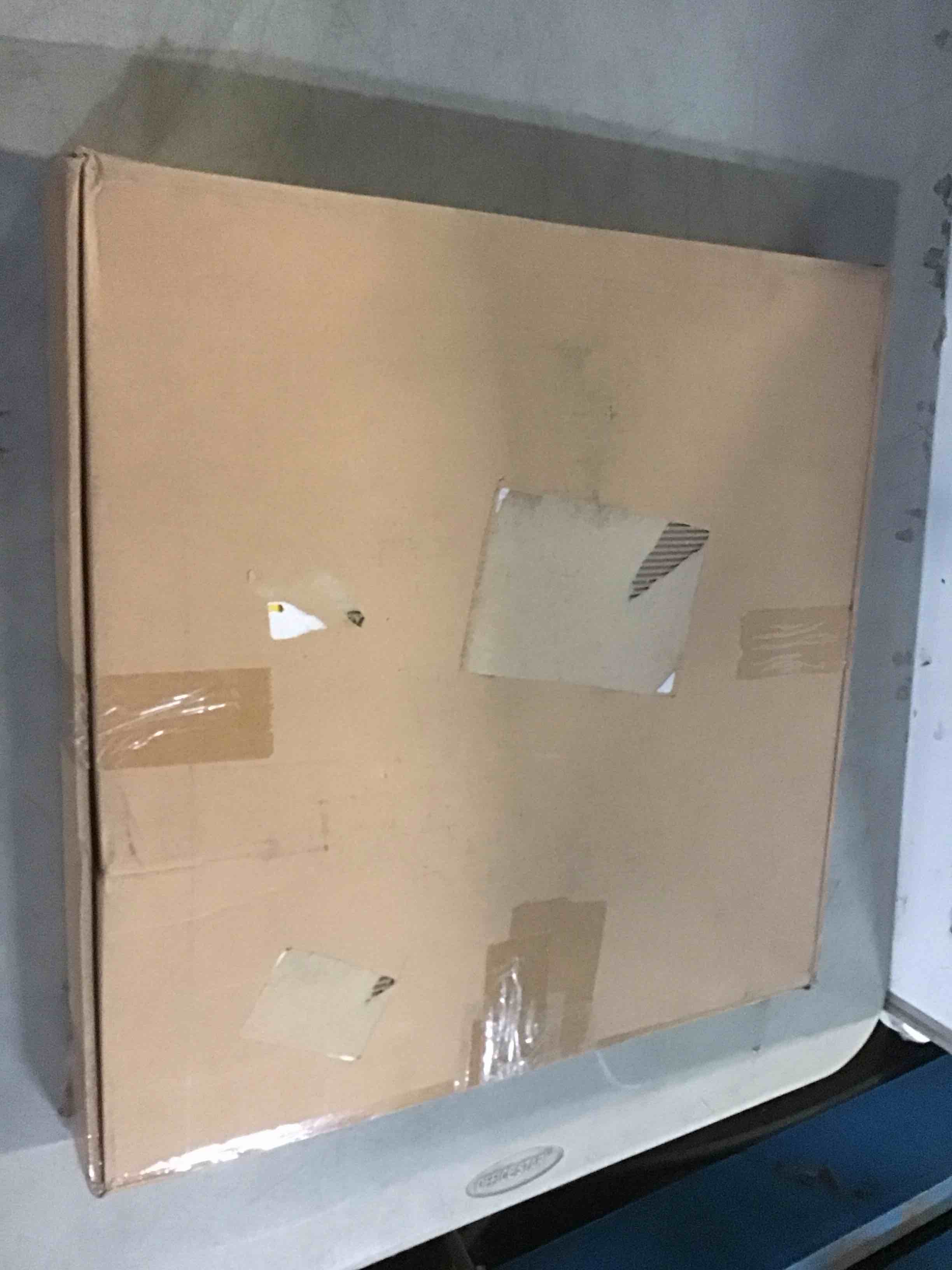 https://s3.amazonaws.com/lotting-images-prod/bidfta/BLU5355240_1701873866640.jpeg