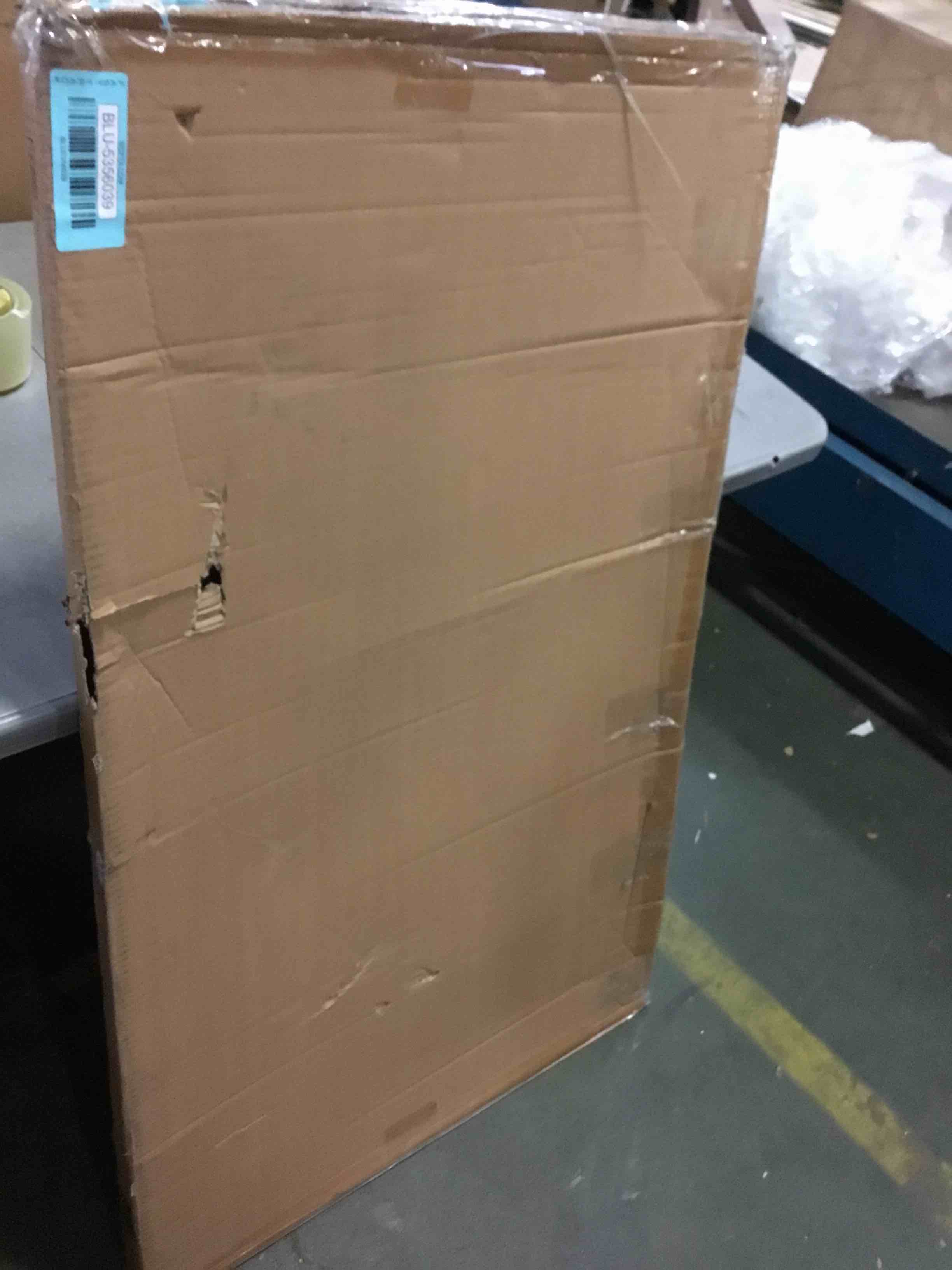 https://s3.amazonaws.com/lotting-images-prod/bidfta/BLU5356039_1701714968316.jpeg