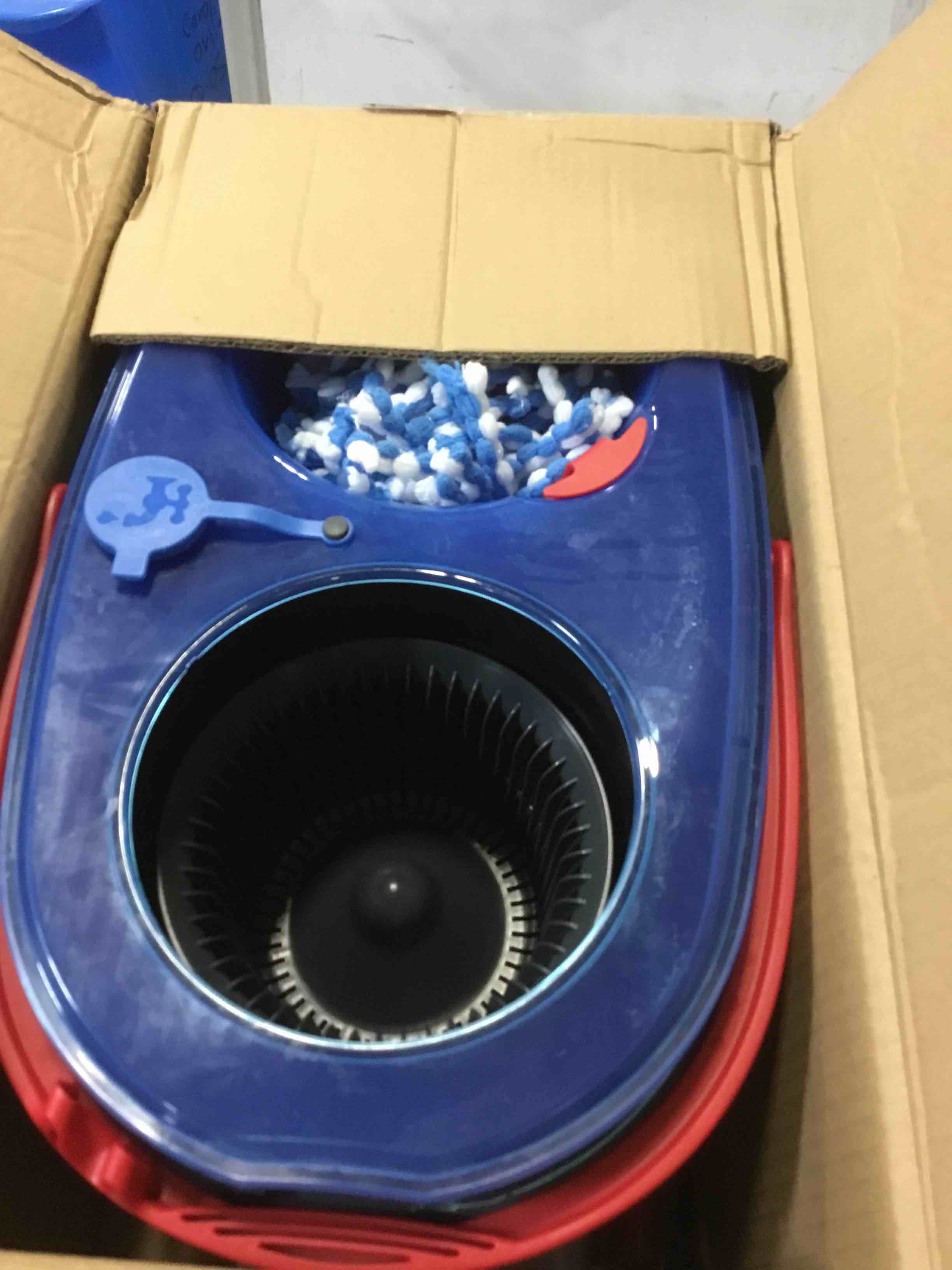 https://s3.amazonaws.com/lotting-images-prod/bidfta/BLU5356257_1701805561619.jpeg