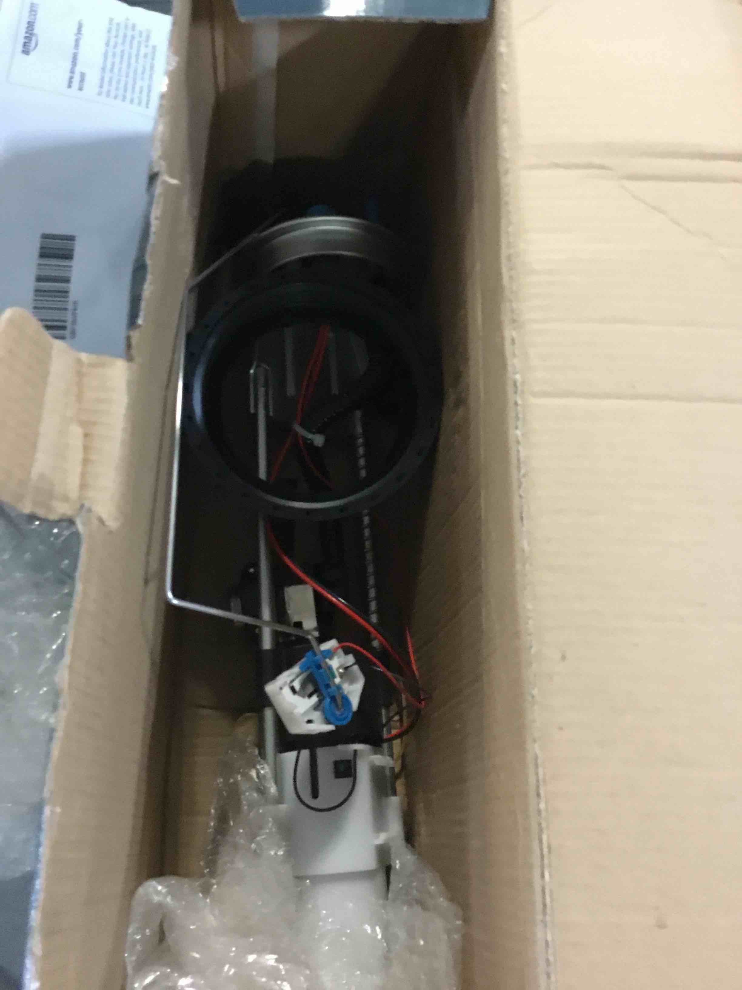https://s3.amazonaws.com/lotting-images-prod/bidfta/BLU5356853_1702051578440.jpeg