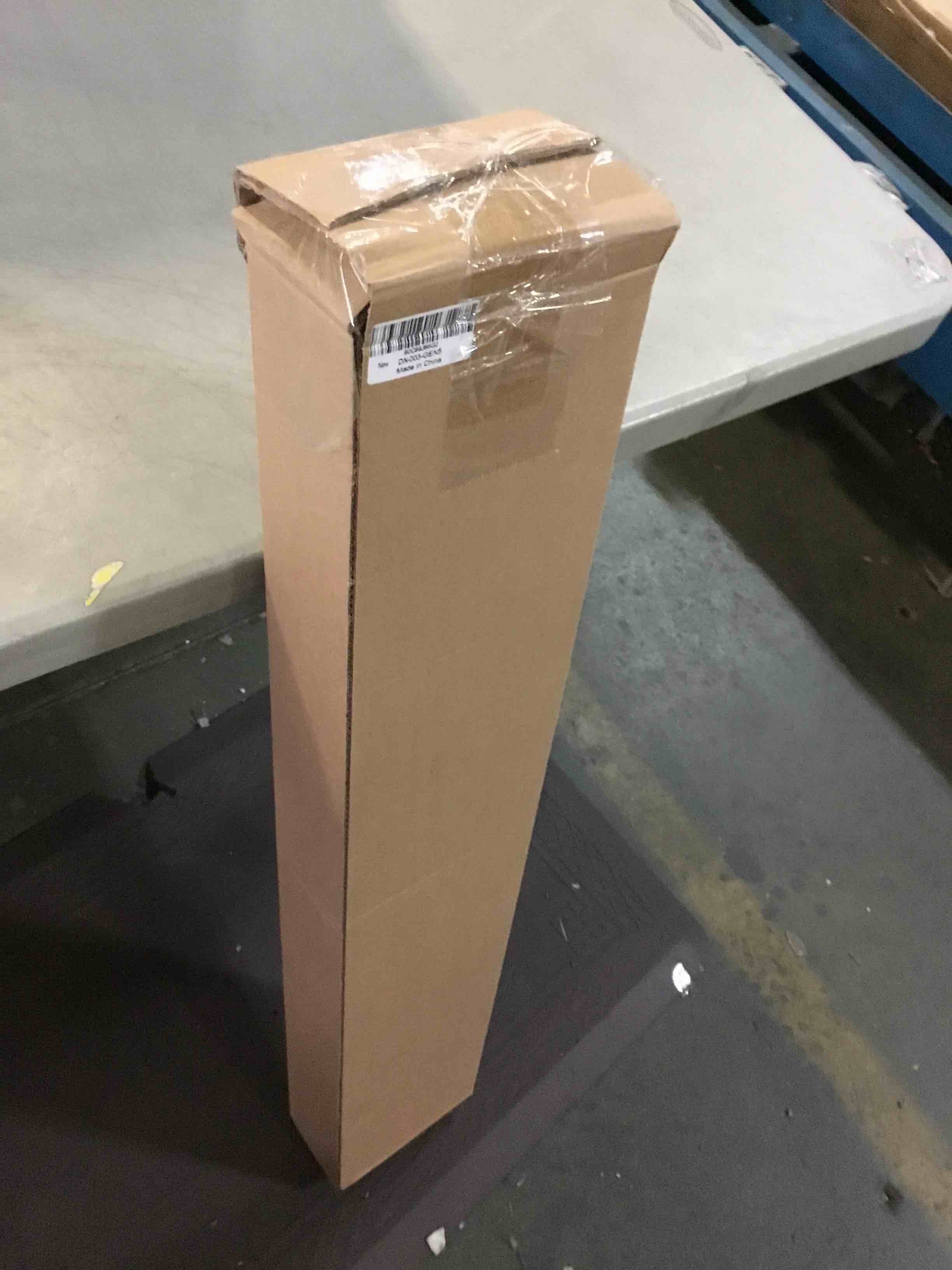 https://s3.amazonaws.com/lotting-images-prod/bidfta/BLU5356892_1702059850352.jpeg