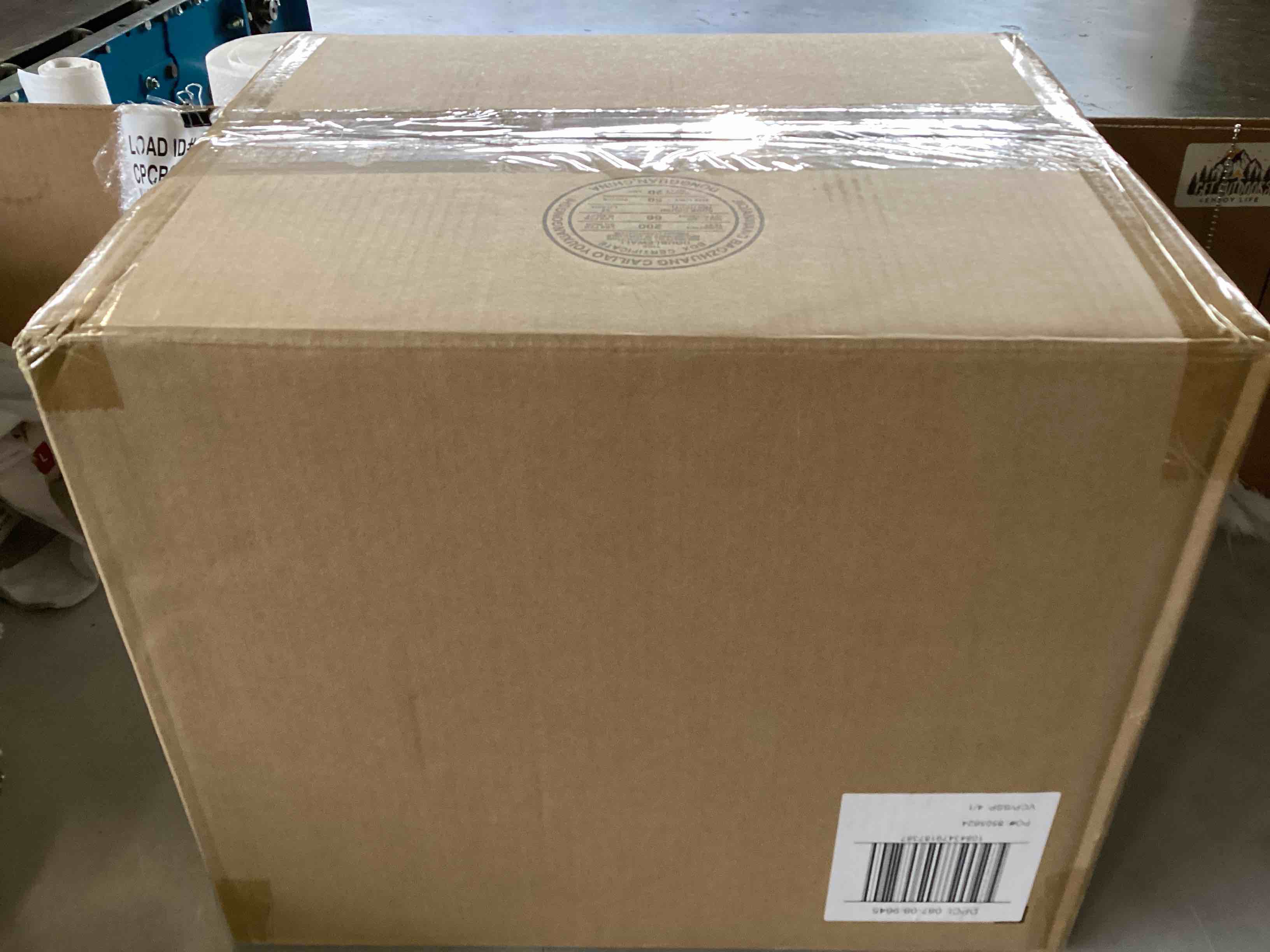 https://s3.amazonaws.com/lotting-images-prod/bidfta/BLU5358396_1701876957316.jpeg