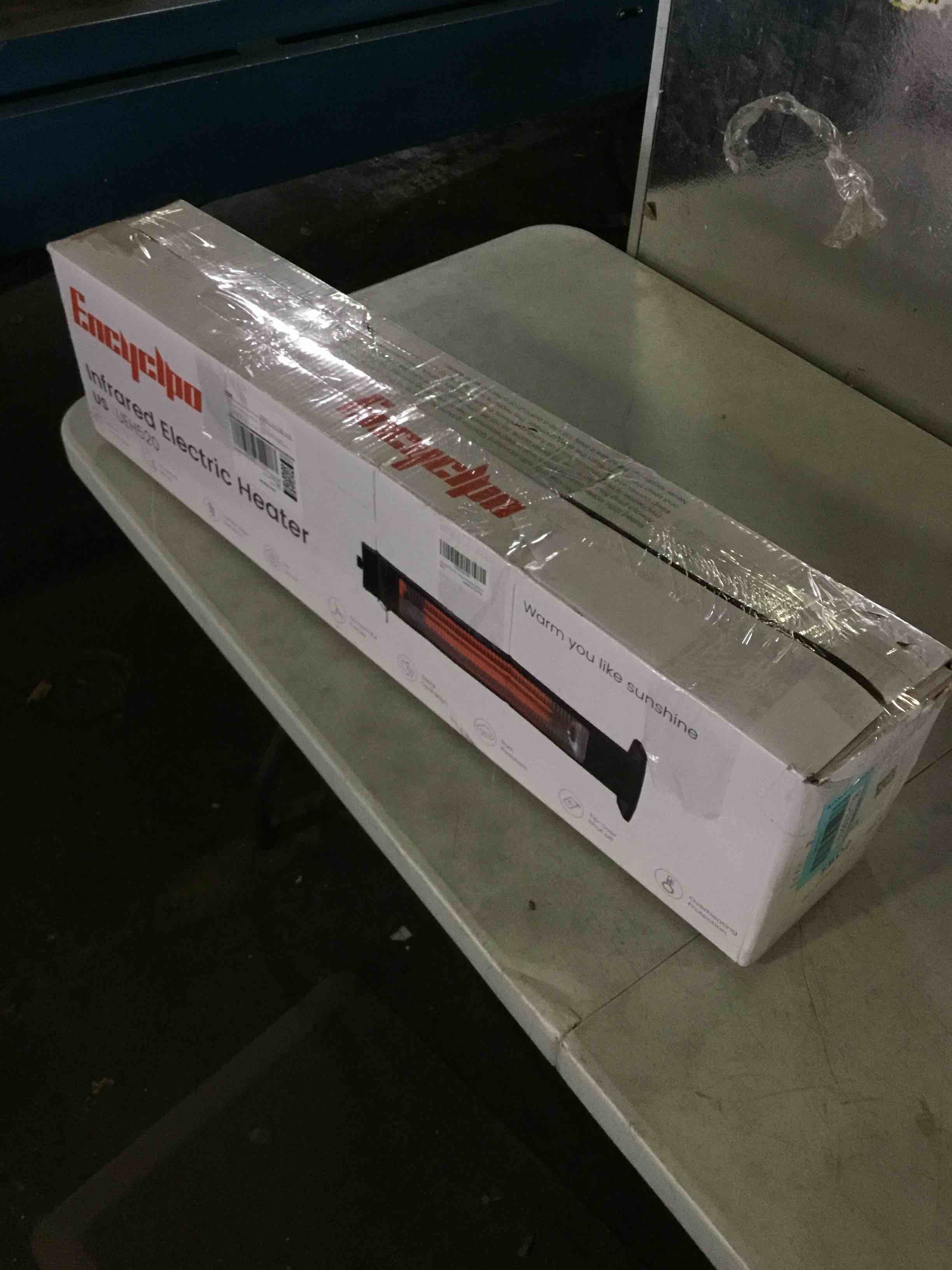 https://s3.amazonaws.com/lotting-images-prod/bidfta/BLU5358833_1701877533144.jpeg