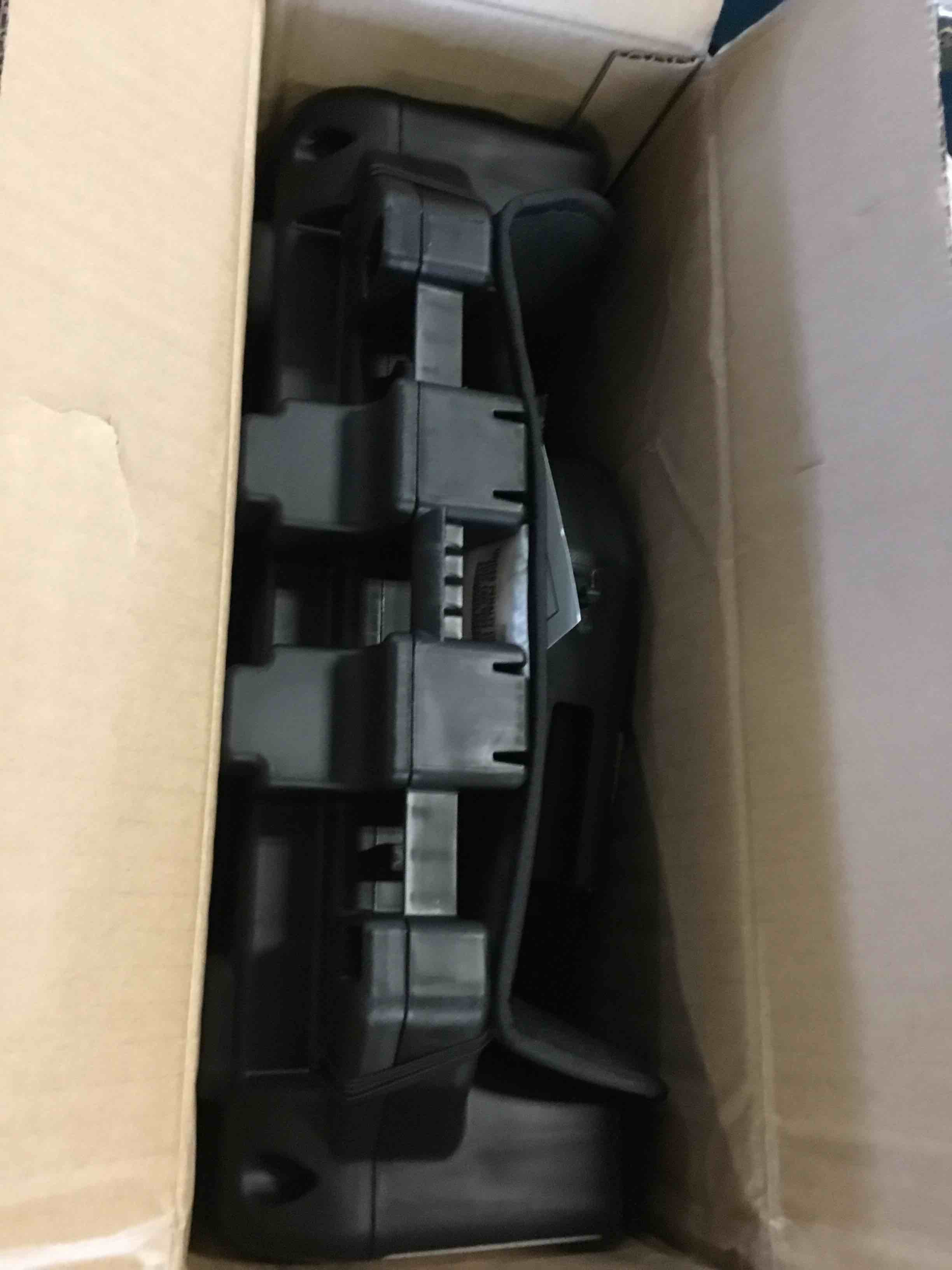 https://s3.amazonaws.com/lotting-images-prod/bidfta/BLU5359227_1702047280244.jpeg