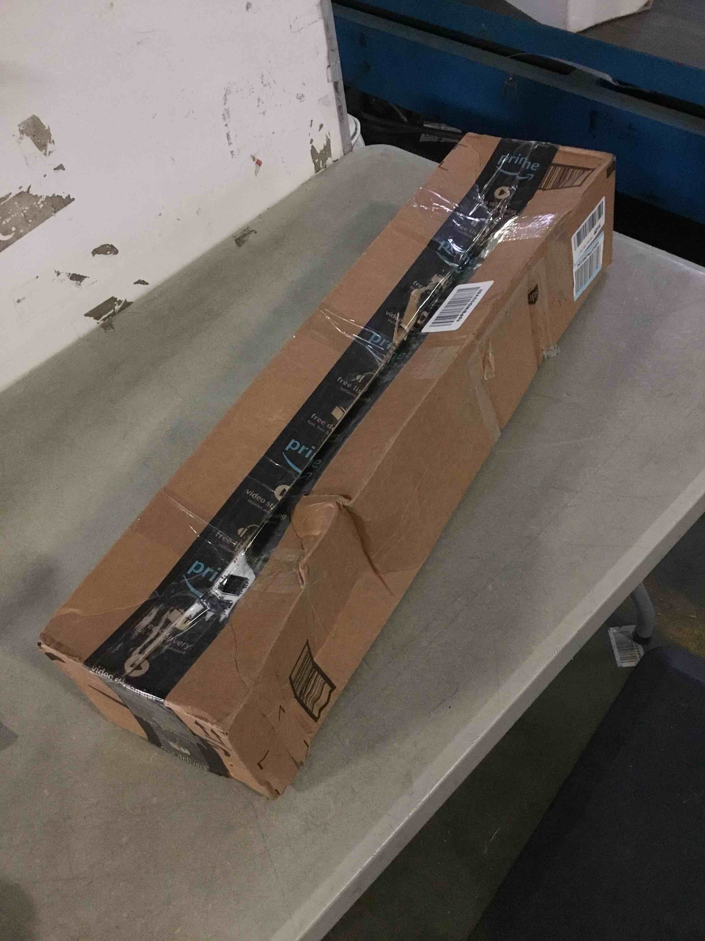 https://s3.amazonaws.com/lotting-images-prod/bidfta/BLU5359407_1702305889043.jpeg