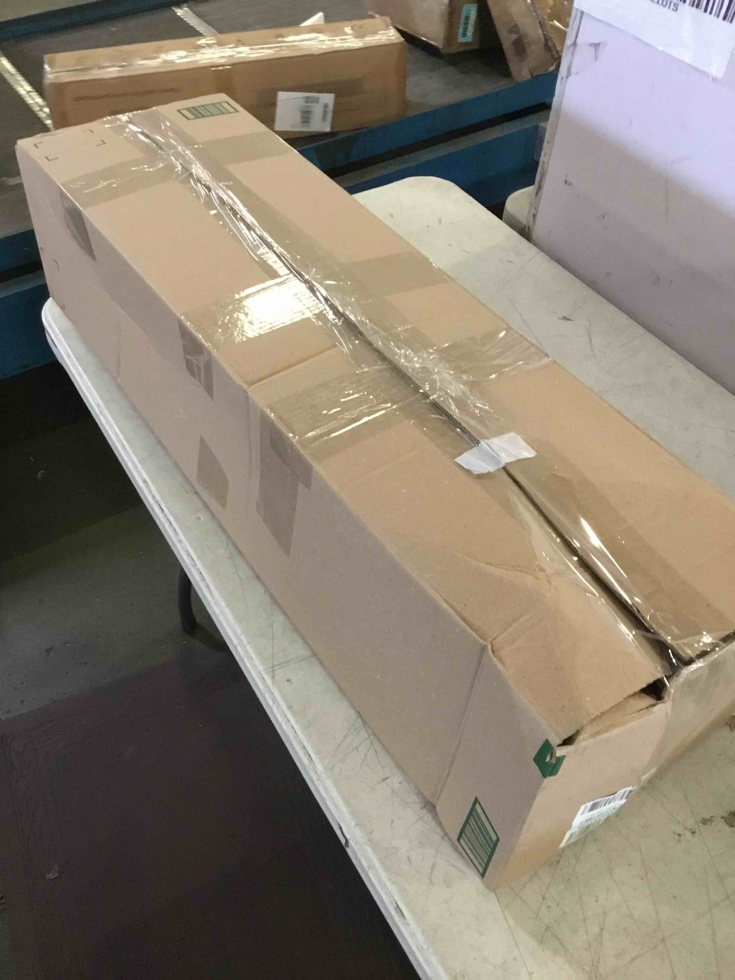 https://s3.amazonaws.com/lotting-images-prod/bidfta/BLU5359633_1702400392211.jpeg