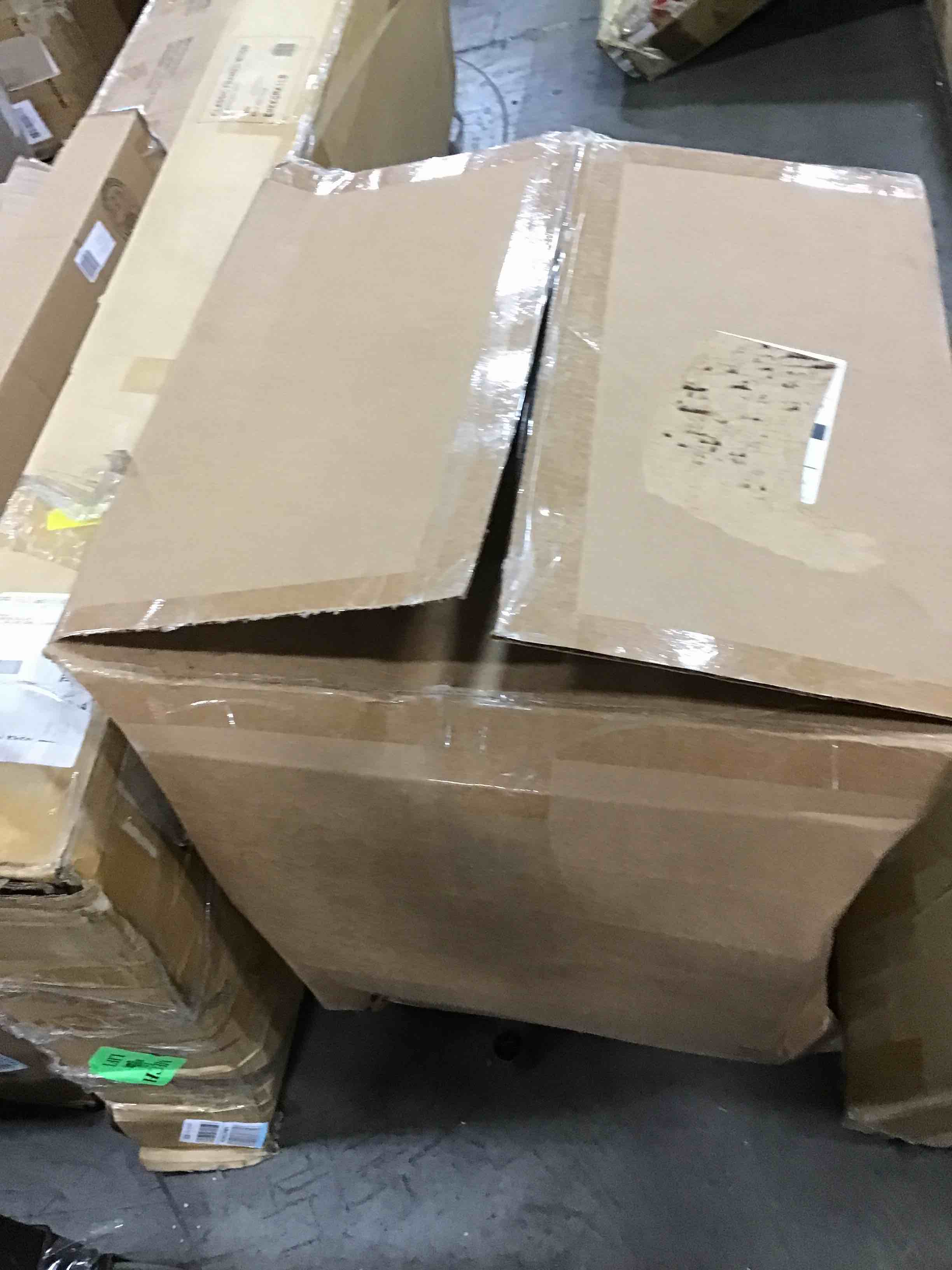 https://s3.amazonaws.com/lotting-images-prod/bidfta/BLU5361450_1694100078543.jpeg