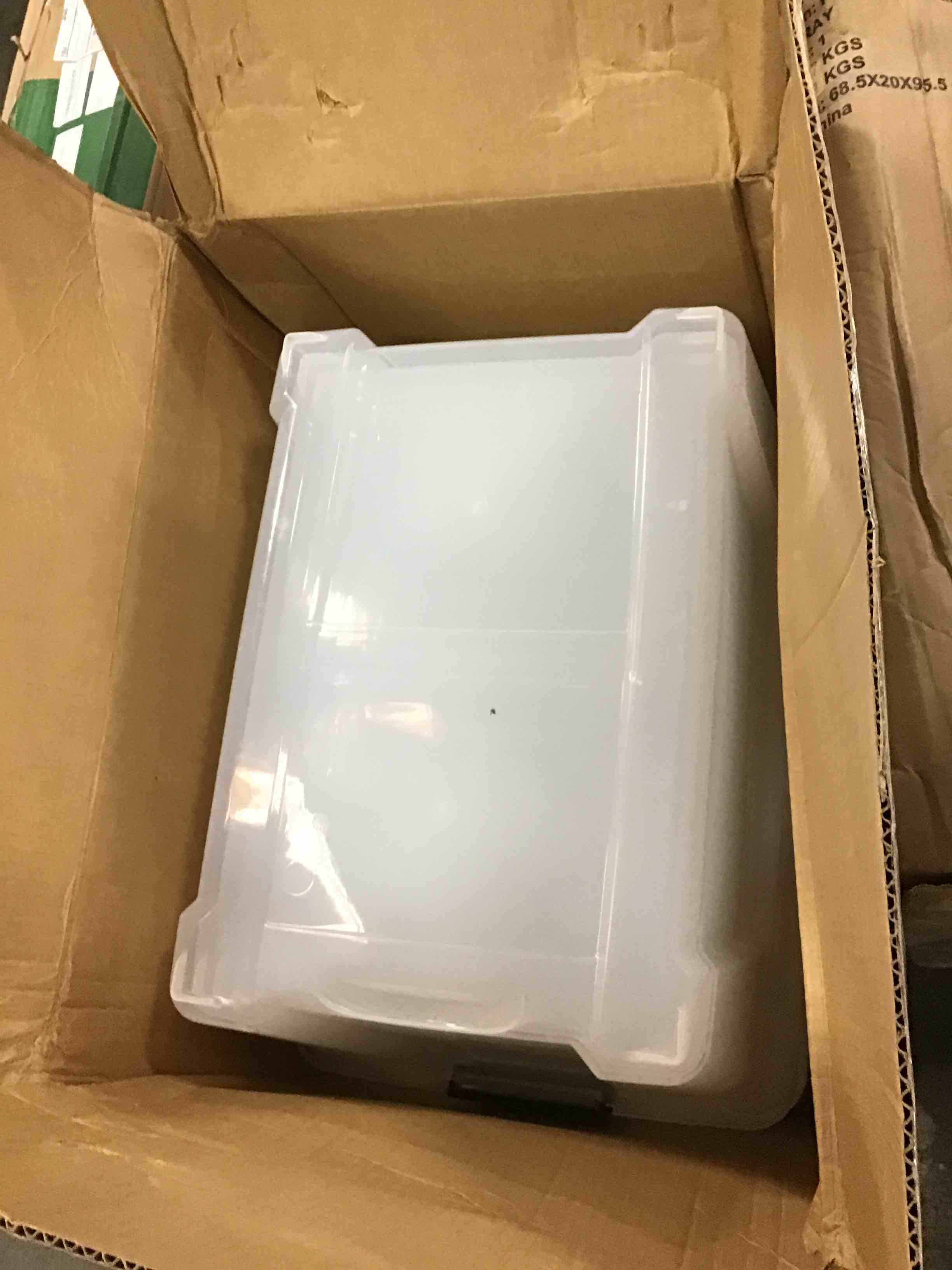 https://s3.amazonaws.com/lotting-images-prod/bidfta/BLU5361675_1694626923024.jpeg