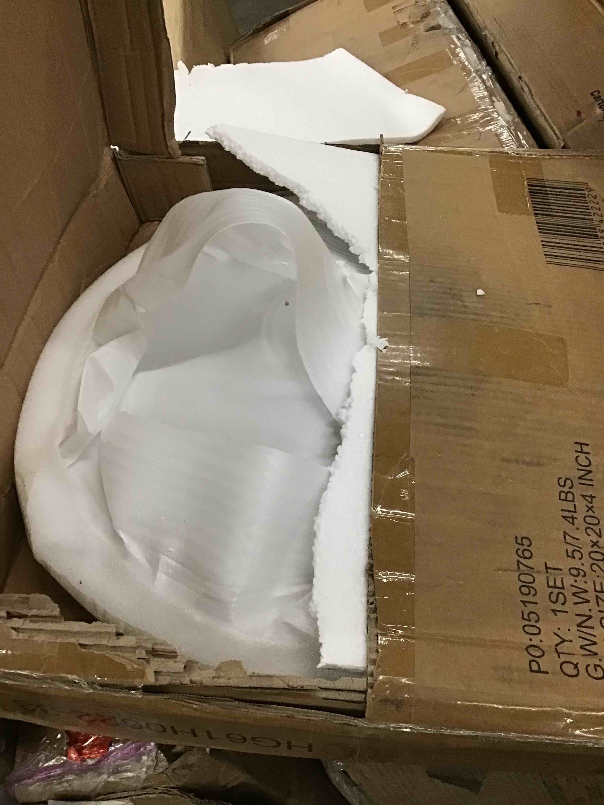 https://s3.amazonaws.com/lotting-images-prod/bidfta/BLU5362563_1697475302529.jpeg