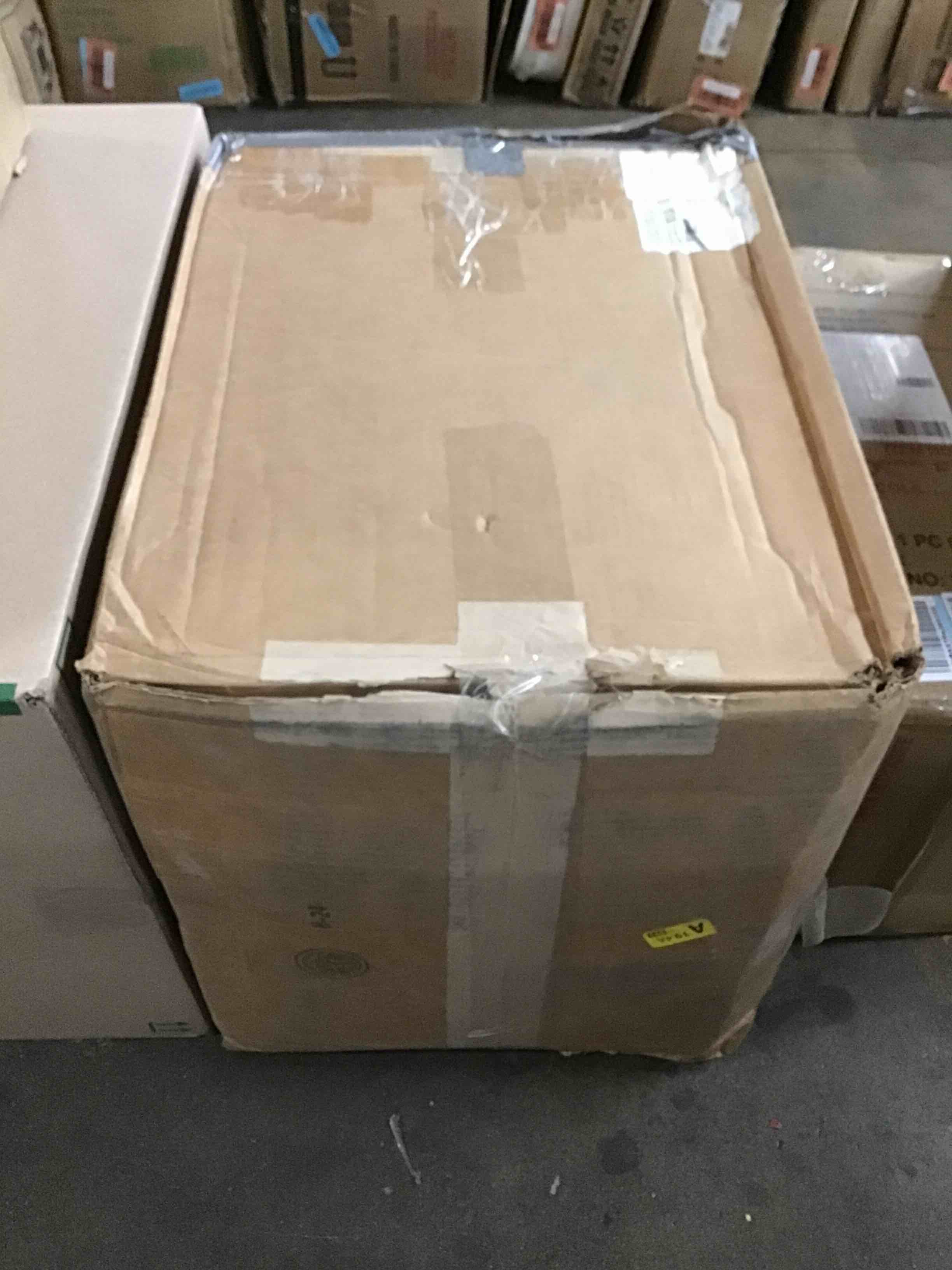 https://s3.amazonaws.com/lotting-images-prod/bidfta/BLU5363192_1703876800889.jpeg