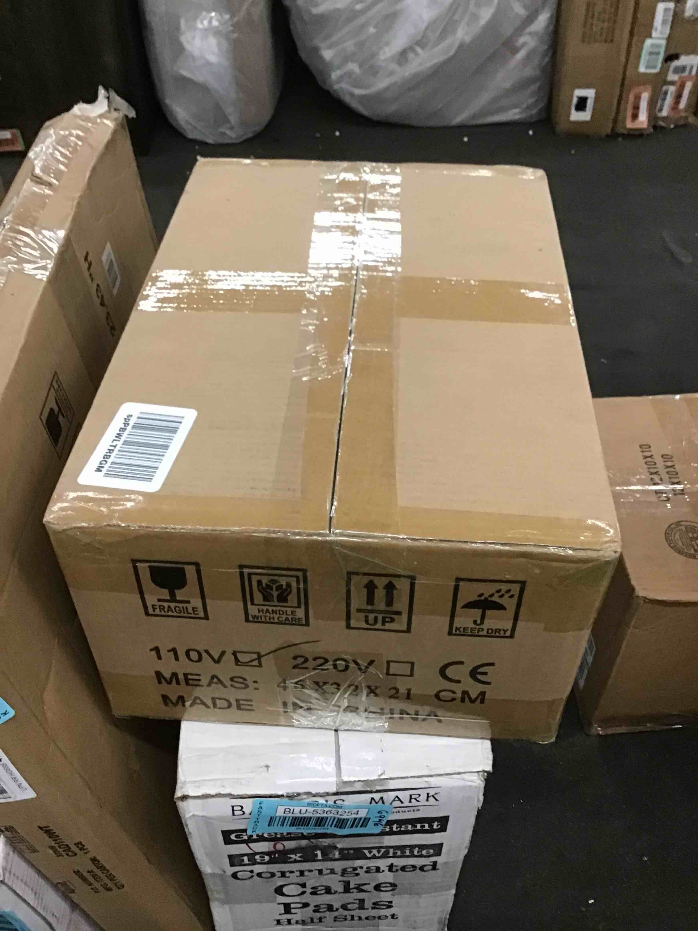 https://s3.amazonaws.com/lotting-images-prod/bidfta/BLU5363255_1703943019482.jpeg