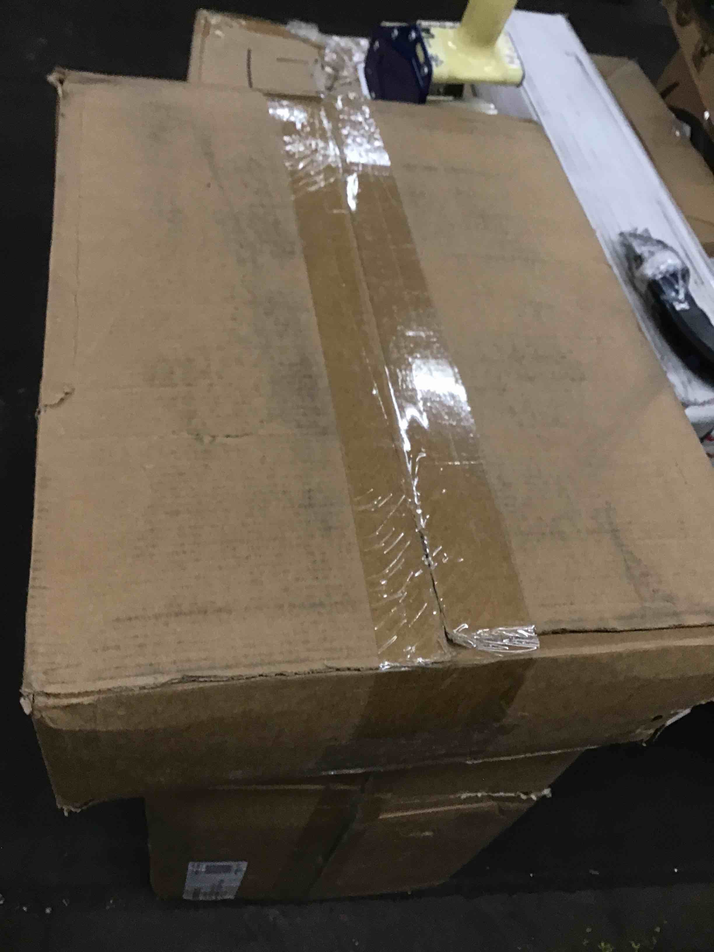 https://s3.amazonaws.com/lotting-images-prod/bidfta/BLU5363257_1703943329415.jpeg