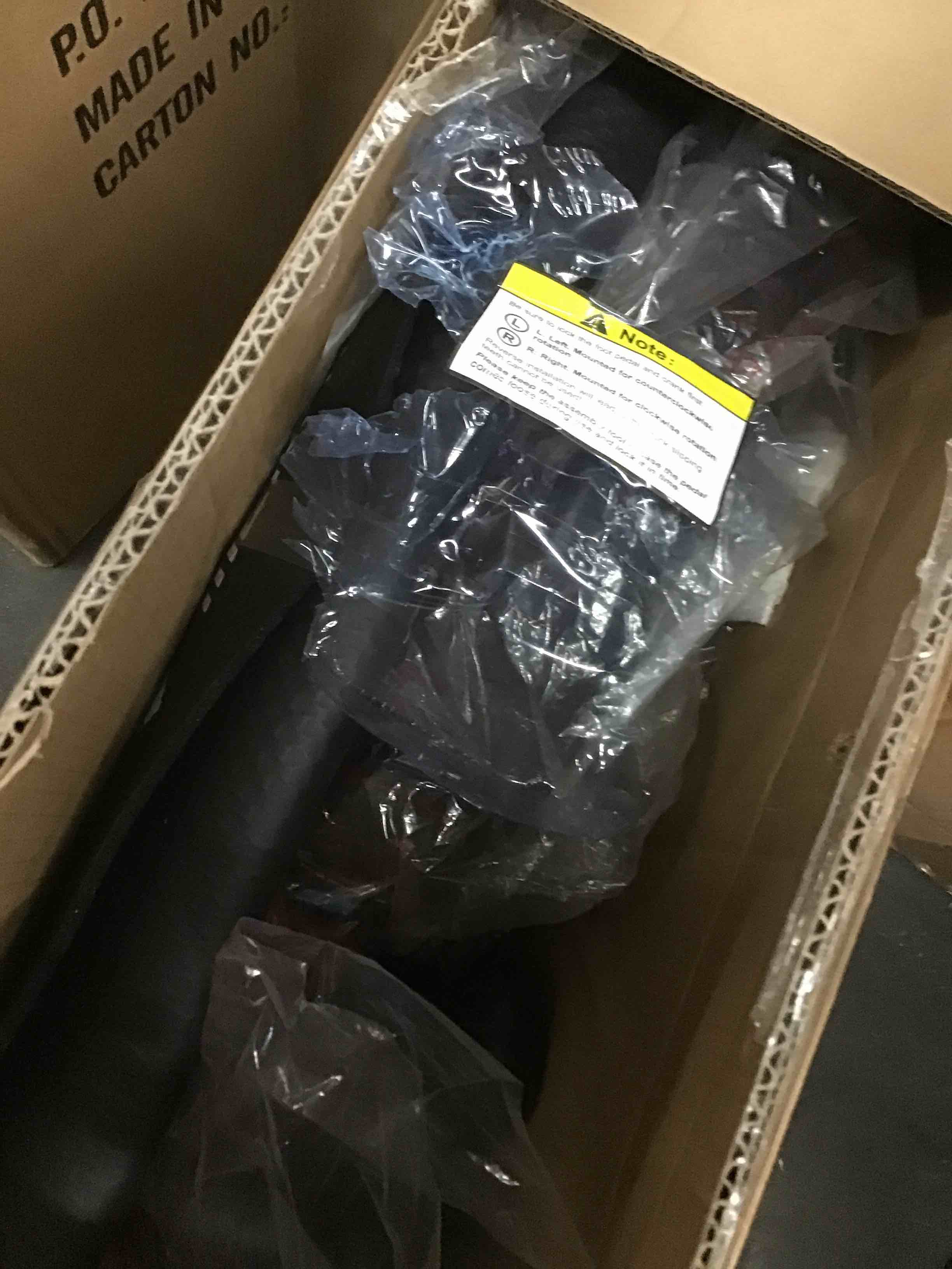 https://s3.amazonaws.com/lotting-images-prod/bidfta/BLU5363262_1703944023005.jpeg