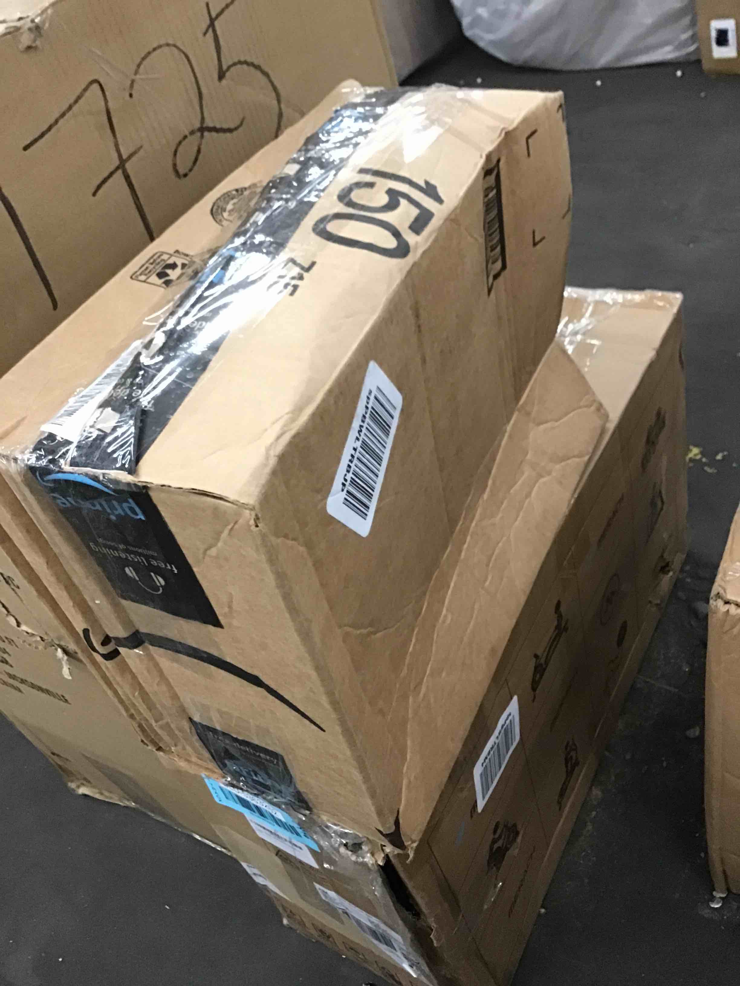 https://s3.amazonaws.com/lotting-images-prod/bidfta/BLU5363263_1703944218131.jpeg