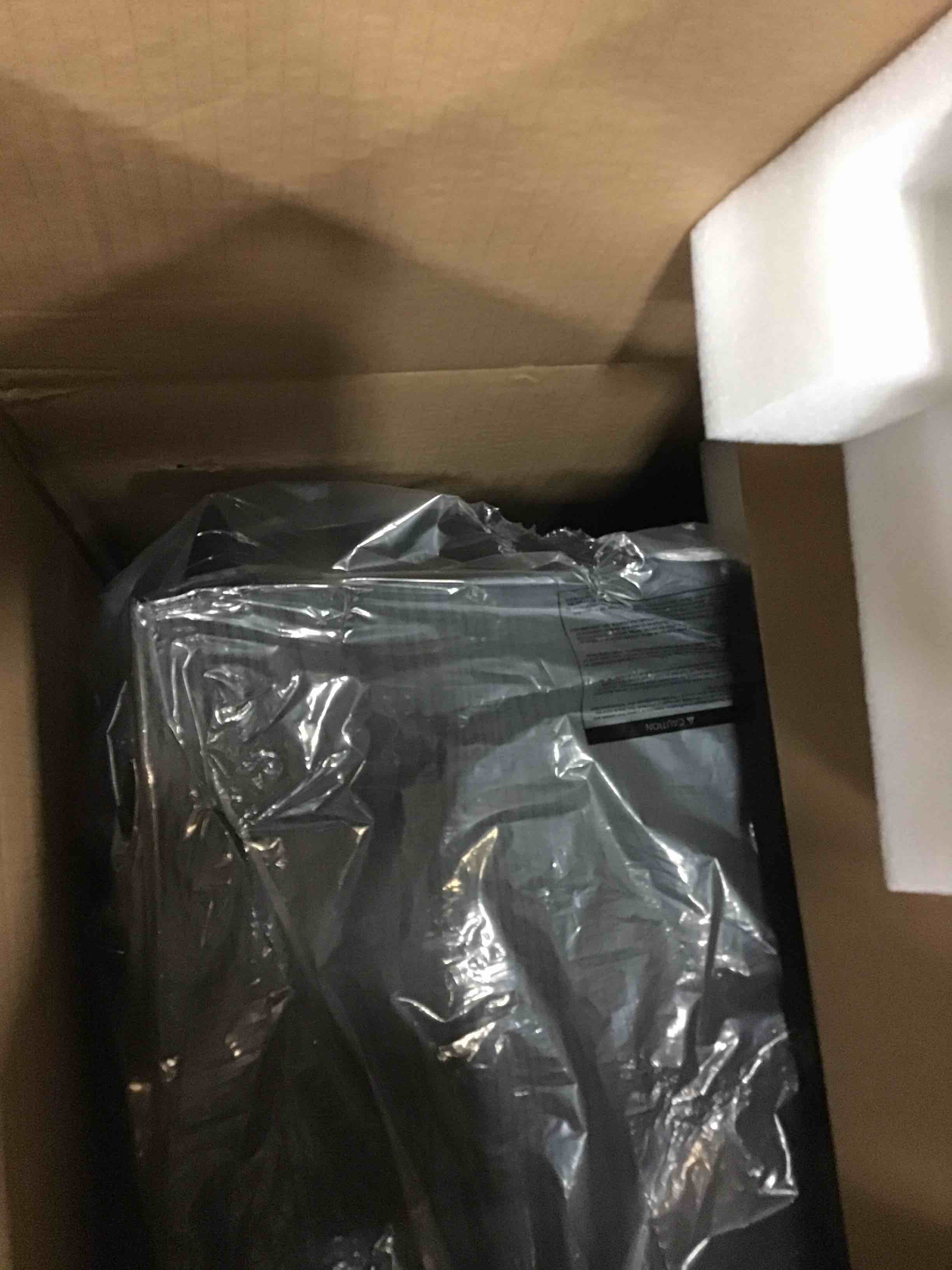 https://s3.amazonaws.com/lotting-images-prod/bidfta/BLU5369968_1702066209698.jpeg