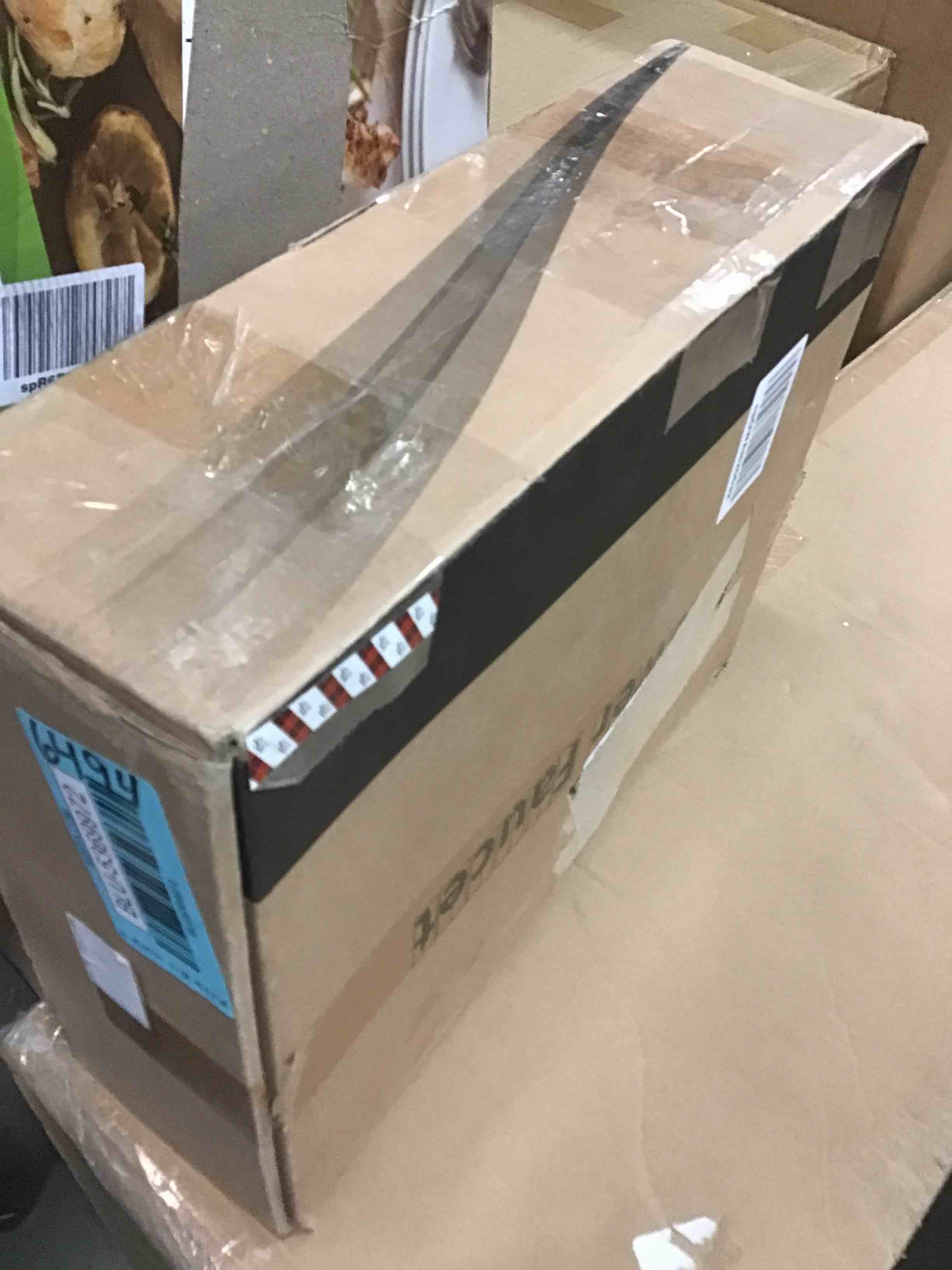 https://s3.amazonaws.com/lotting-images-prod/bidfta/BLU5369972_1702068566654.jpeg