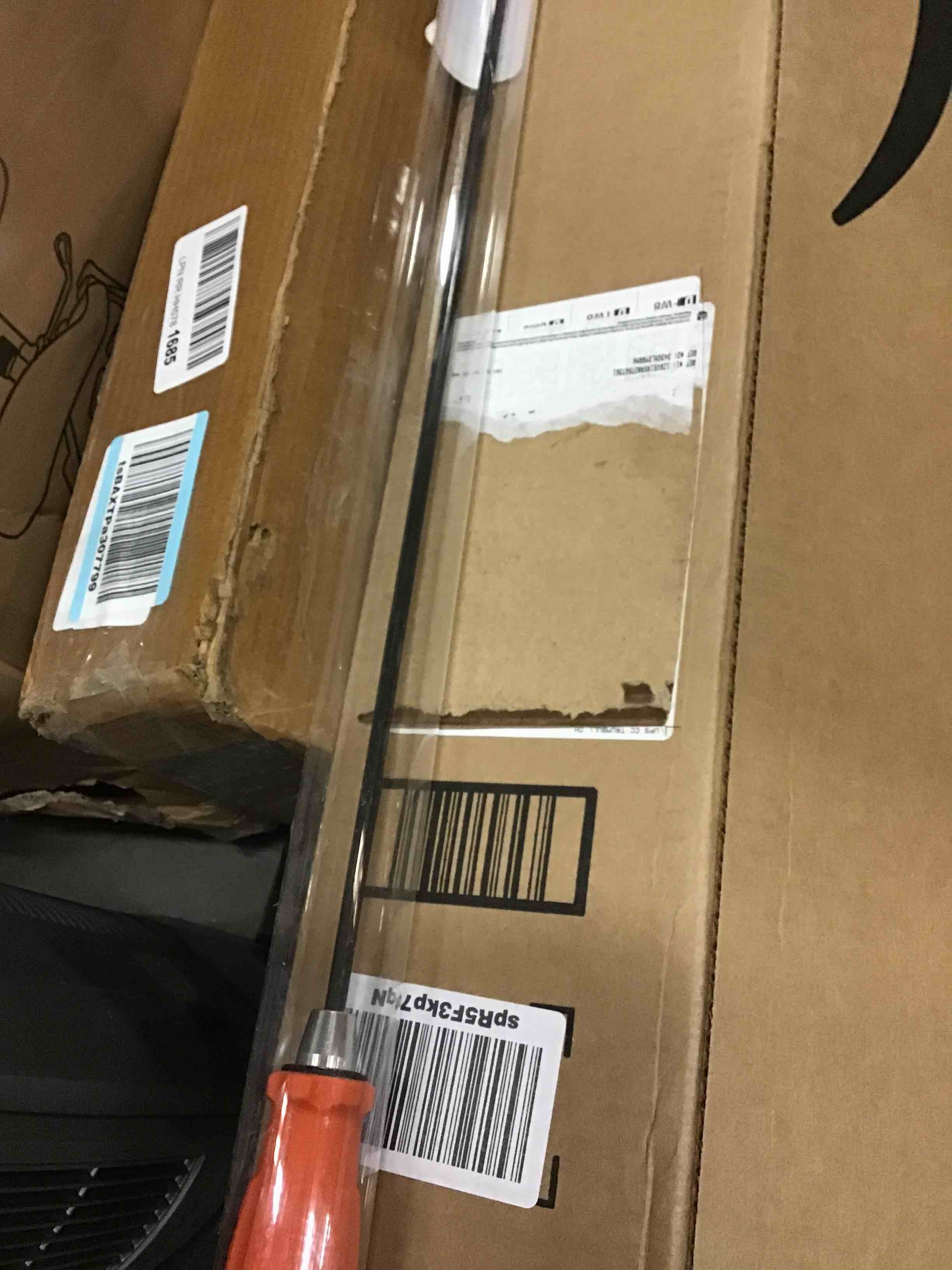 https://s3.amazonaws.com/lotting-images-prod/bidfta/BLU5369982_1702396493729.jpeg