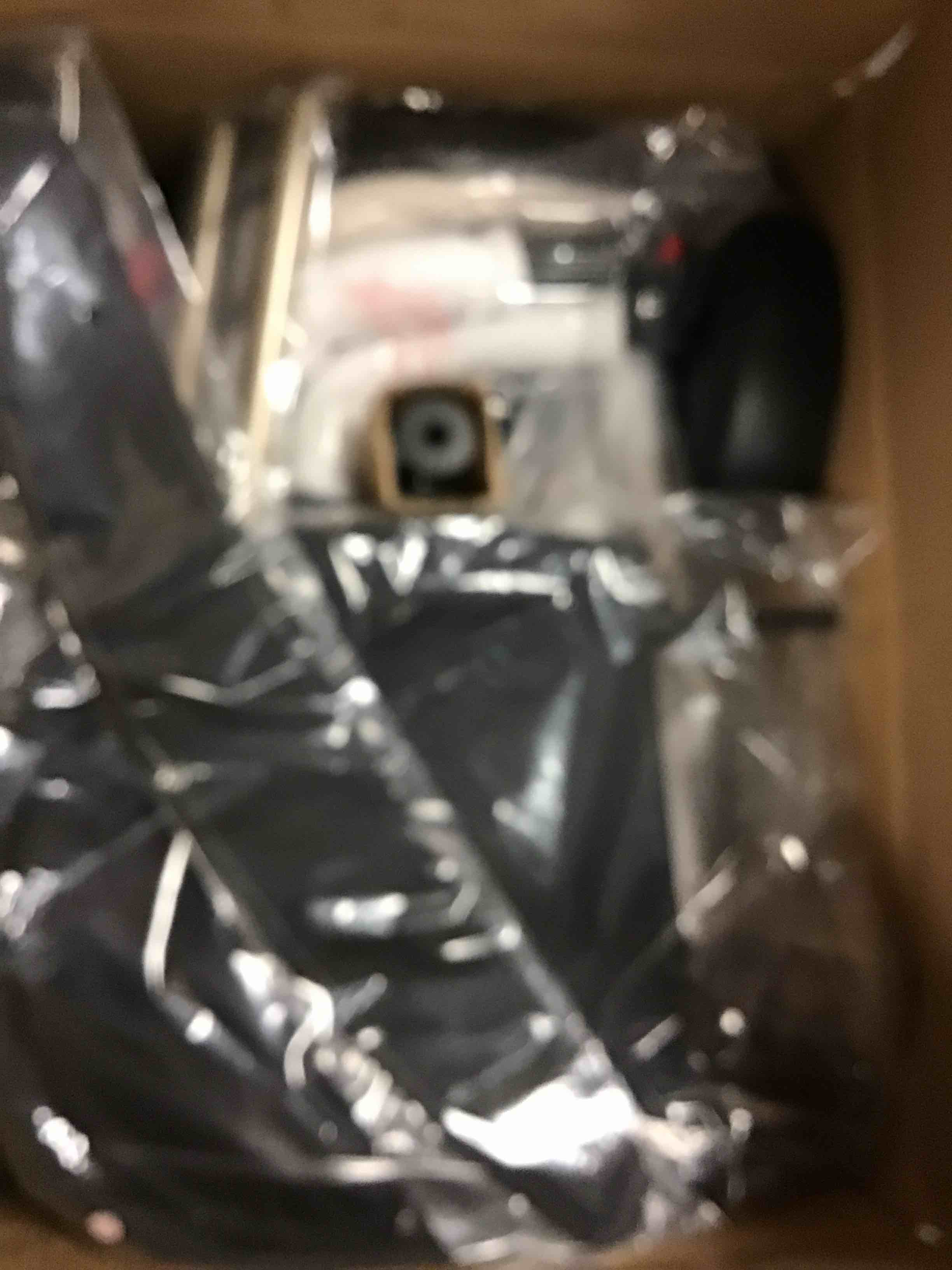 https://s3.amazonaws.com/lotting-images-prod/bidfta/BLU5371005_1703019899874.jpeg