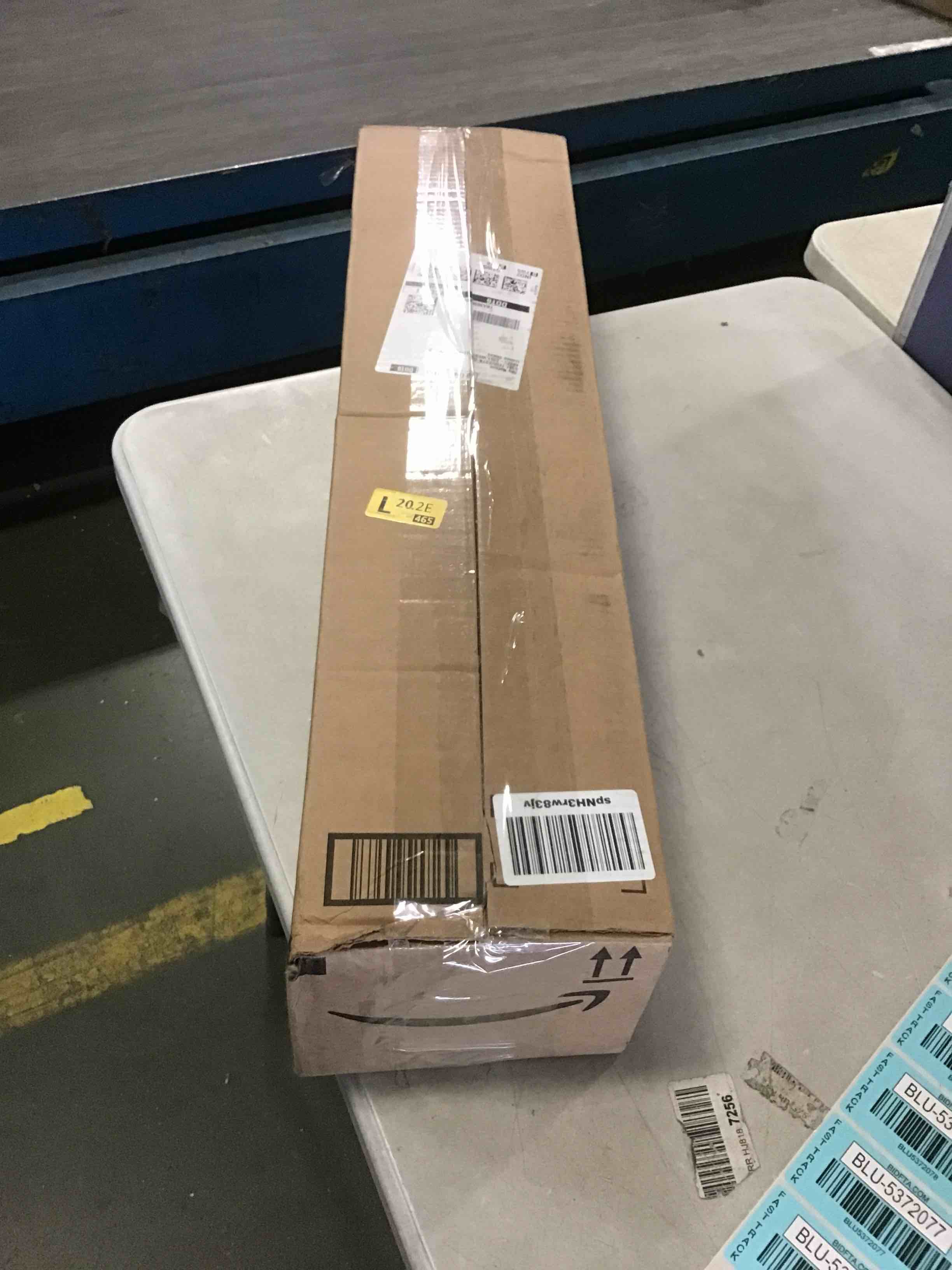 https://s3.amazonaws.com/lotting-images-prod/bidfta/BLU5372075_1703089650949.jpeg