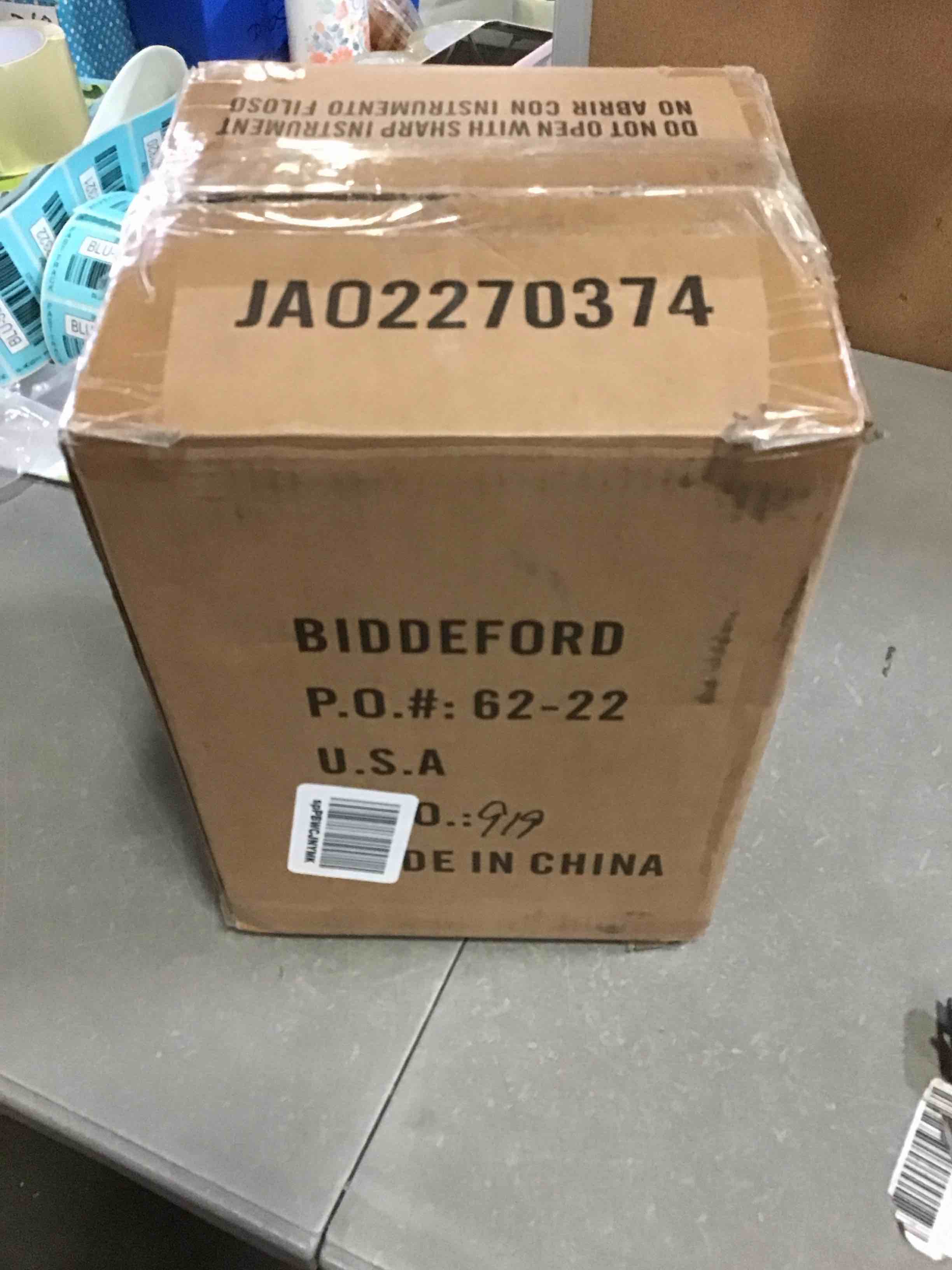 https://s3.amazonaws.com/lotting-images-prod/bidfta/BLU5372281_1703174701330.jpeg