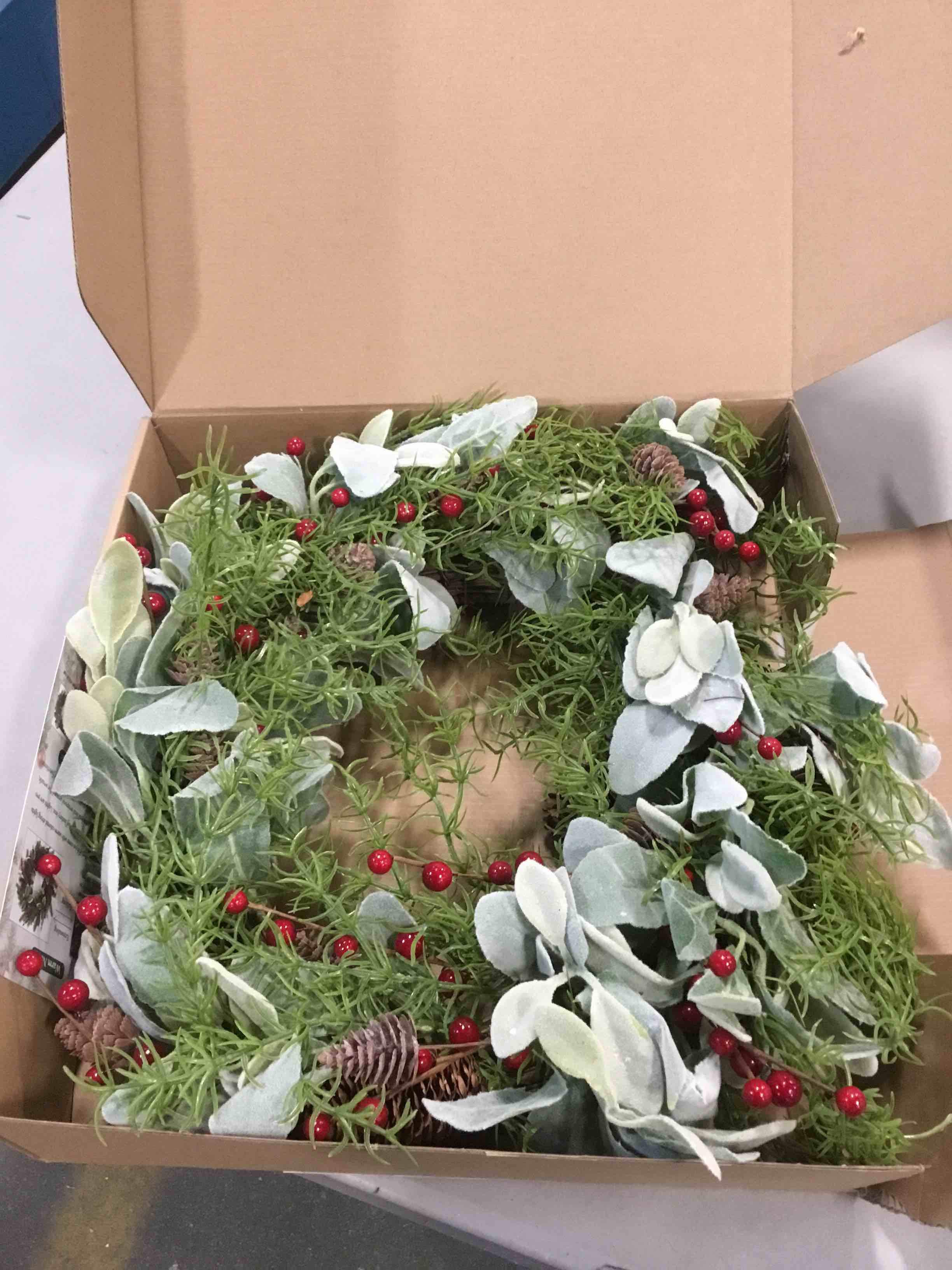 https://s3.amazonaws.com/lotting-images-prod/bidfta/BLU5372463_1703247852982.jpeg