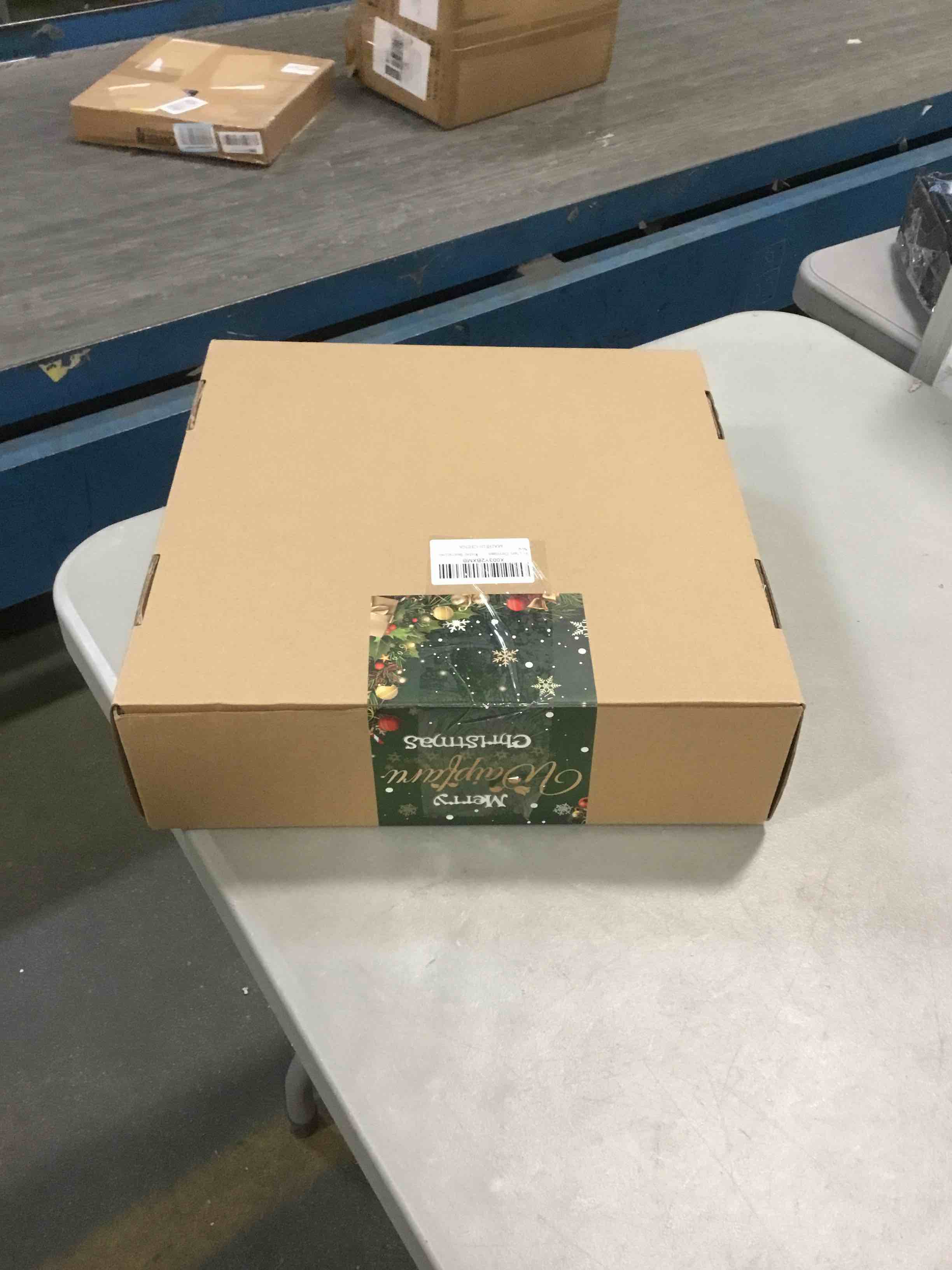 https://s3.amazonaws.com/lotting-images-prod/bidfta/BLU5372463_1703247910595.jpeg