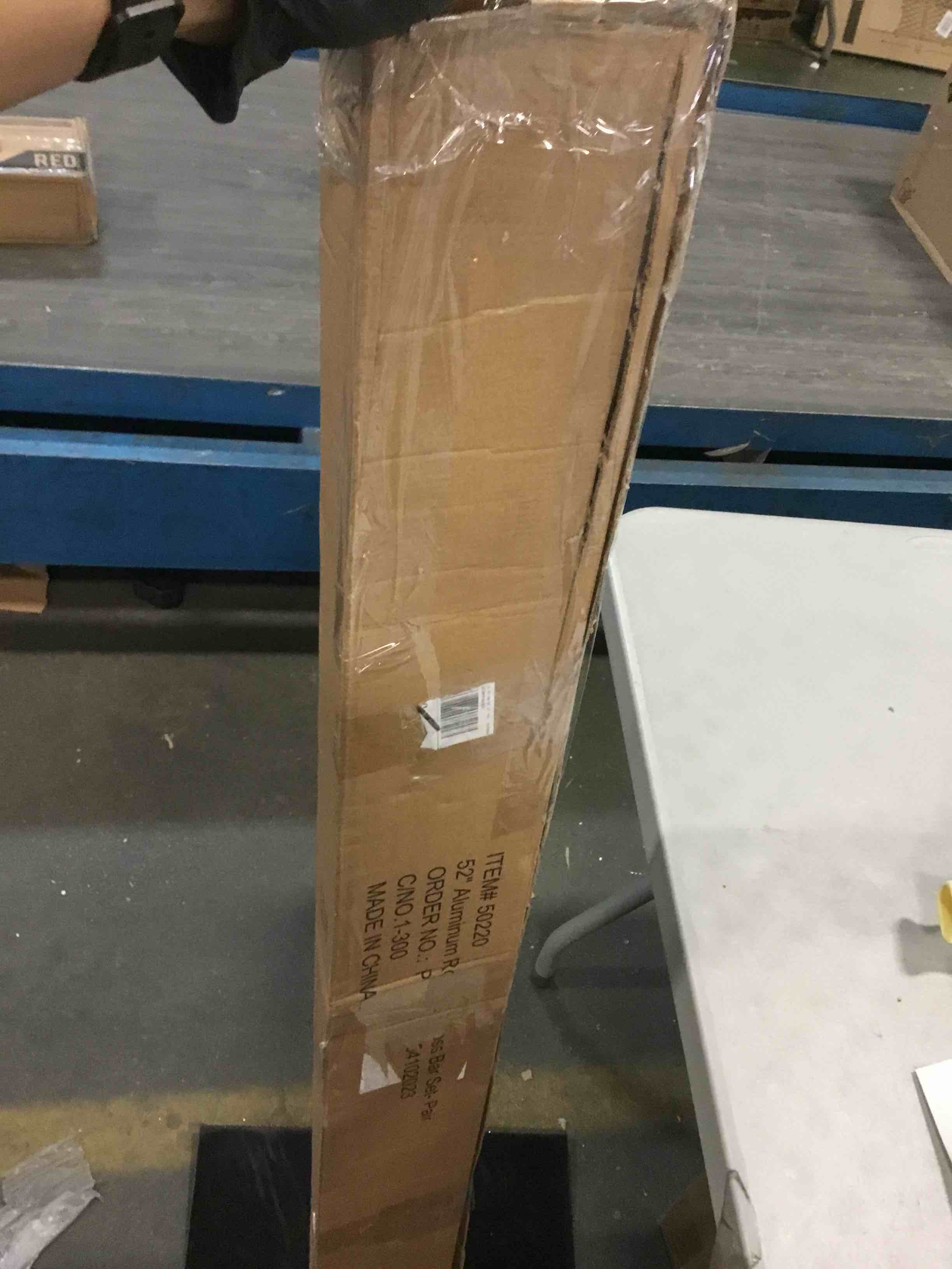 https://s3.amazonaws.com/lotting-images-prod/bidfta/BLU5372587_1703274064105.jpeg