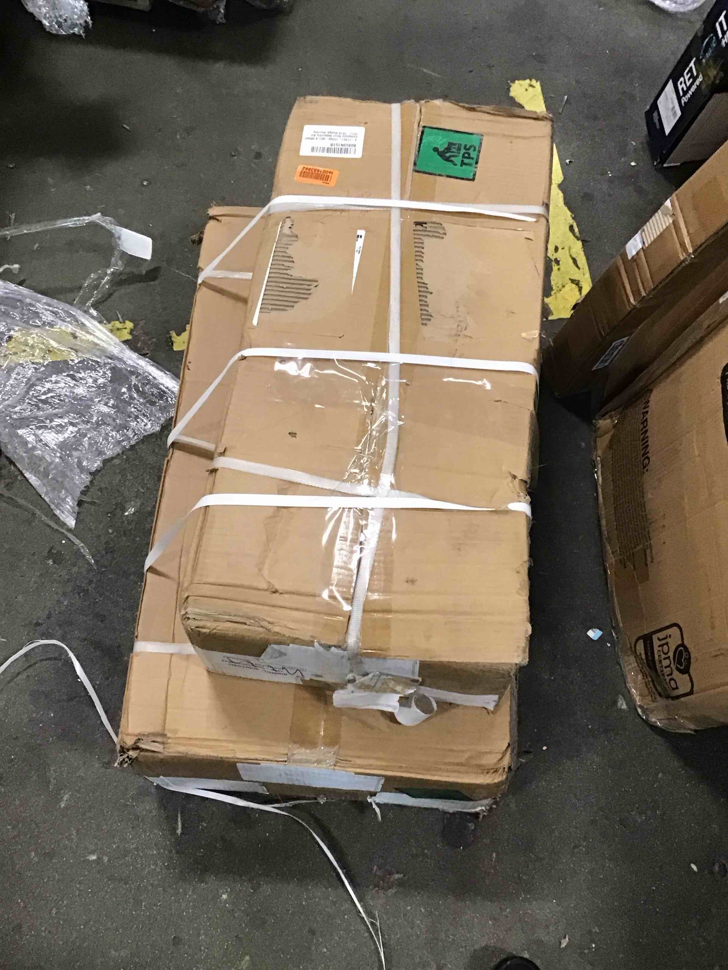 https://s3.amazonaws.com/lotting-images-prod/bidfta/BLU5372691_1703604194271.jpeg