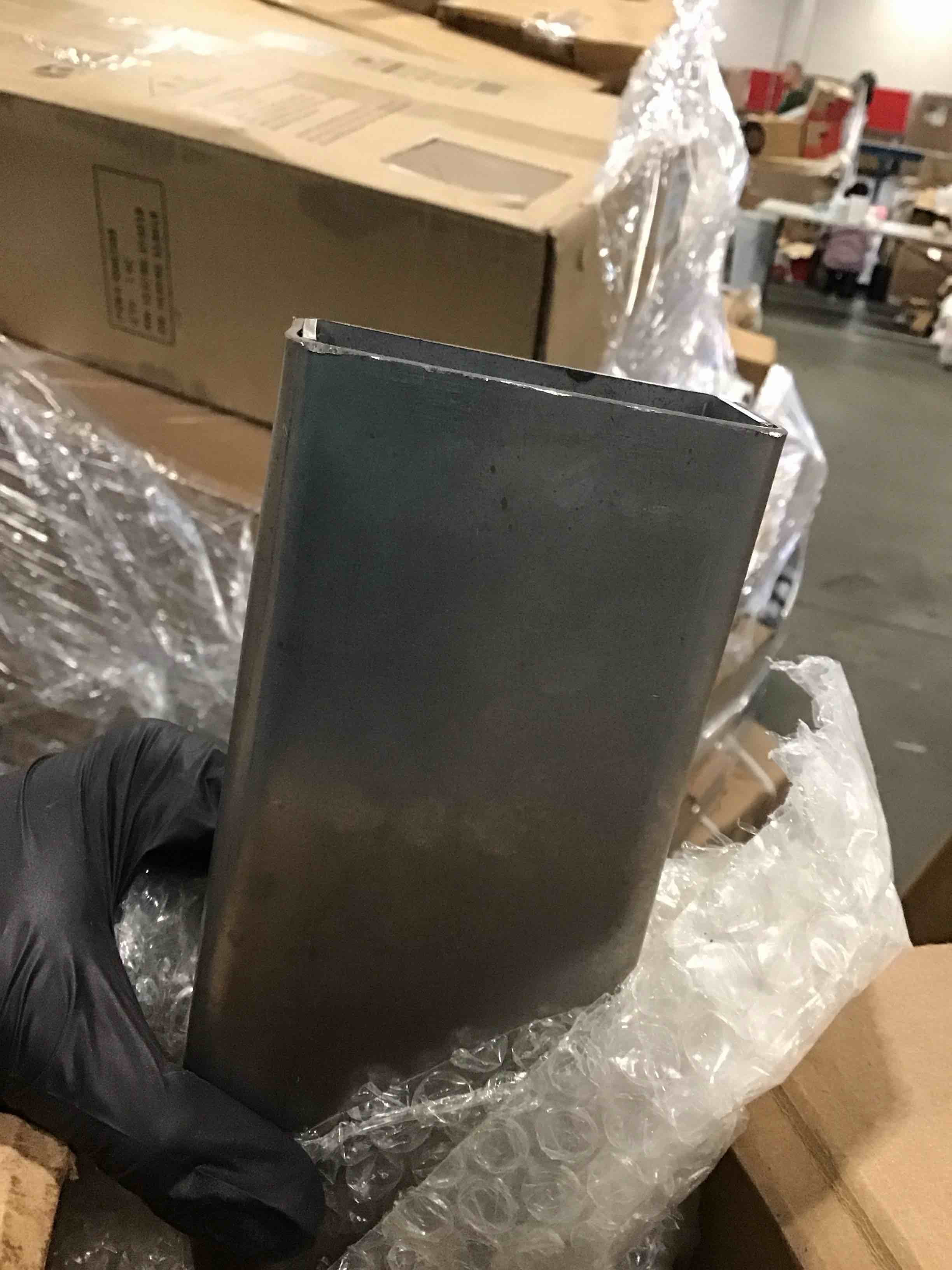https://s3.amazonaws.com/lotting-images-prod/bidfta/BLU5372712_1703601069768.jpeg