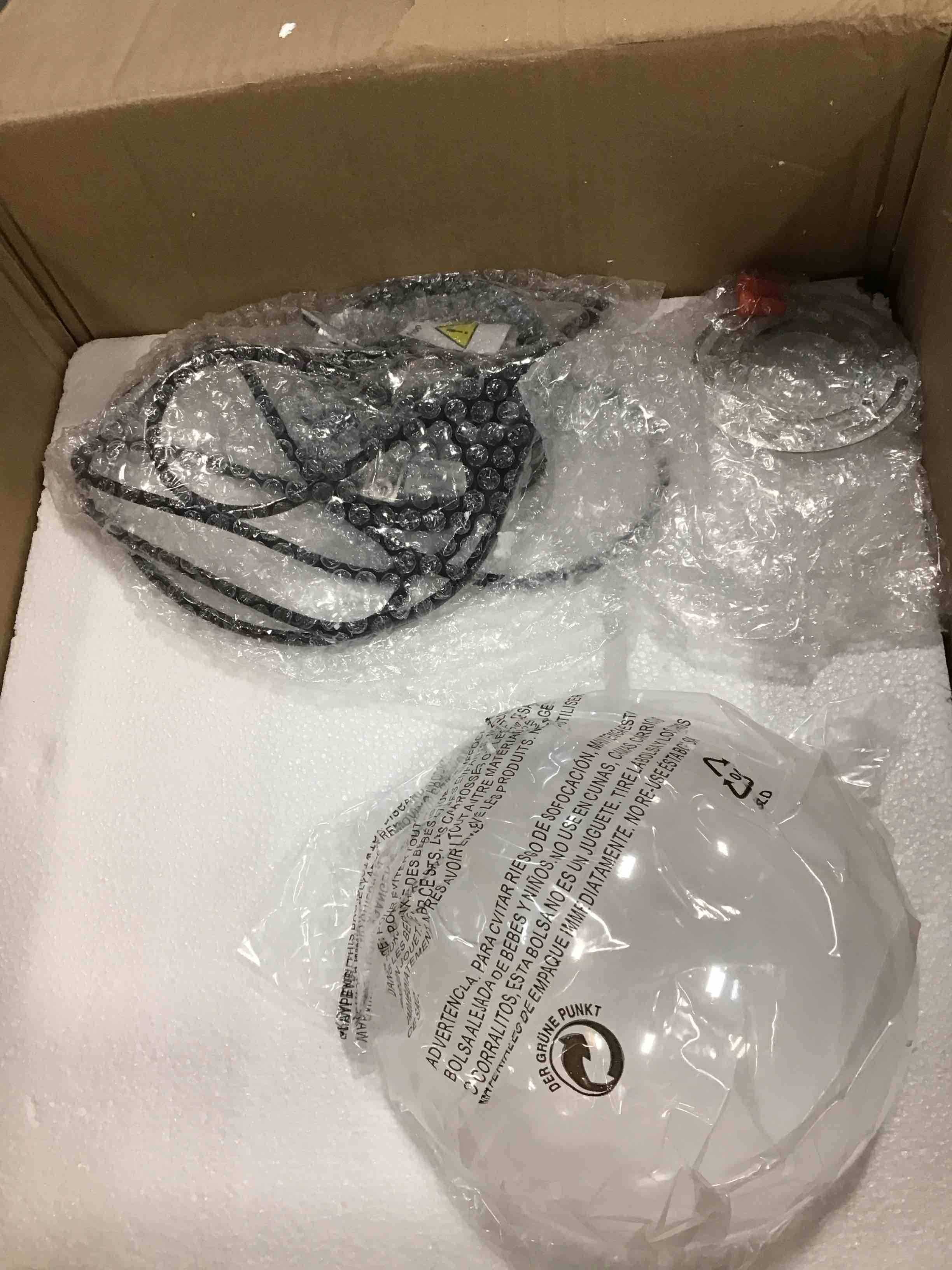 https://s3.amazonaws.com/lotting-images-prod/bidfta/BLU5373286_1703789971862.jpeg