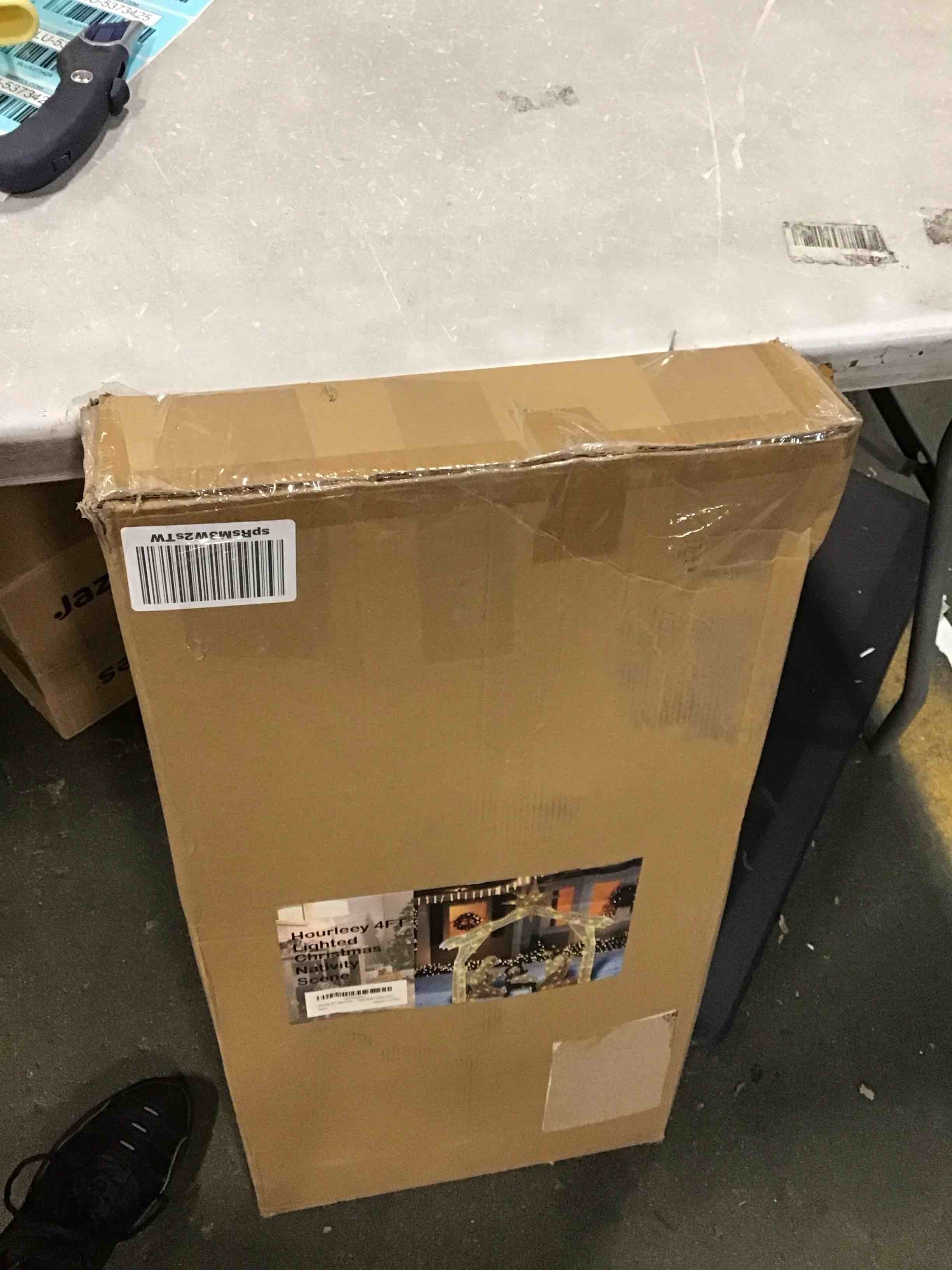 https://s3.amazonaws.com/lotting-images-prod/bidfta/BLU5373423_1703869286051.jpeg