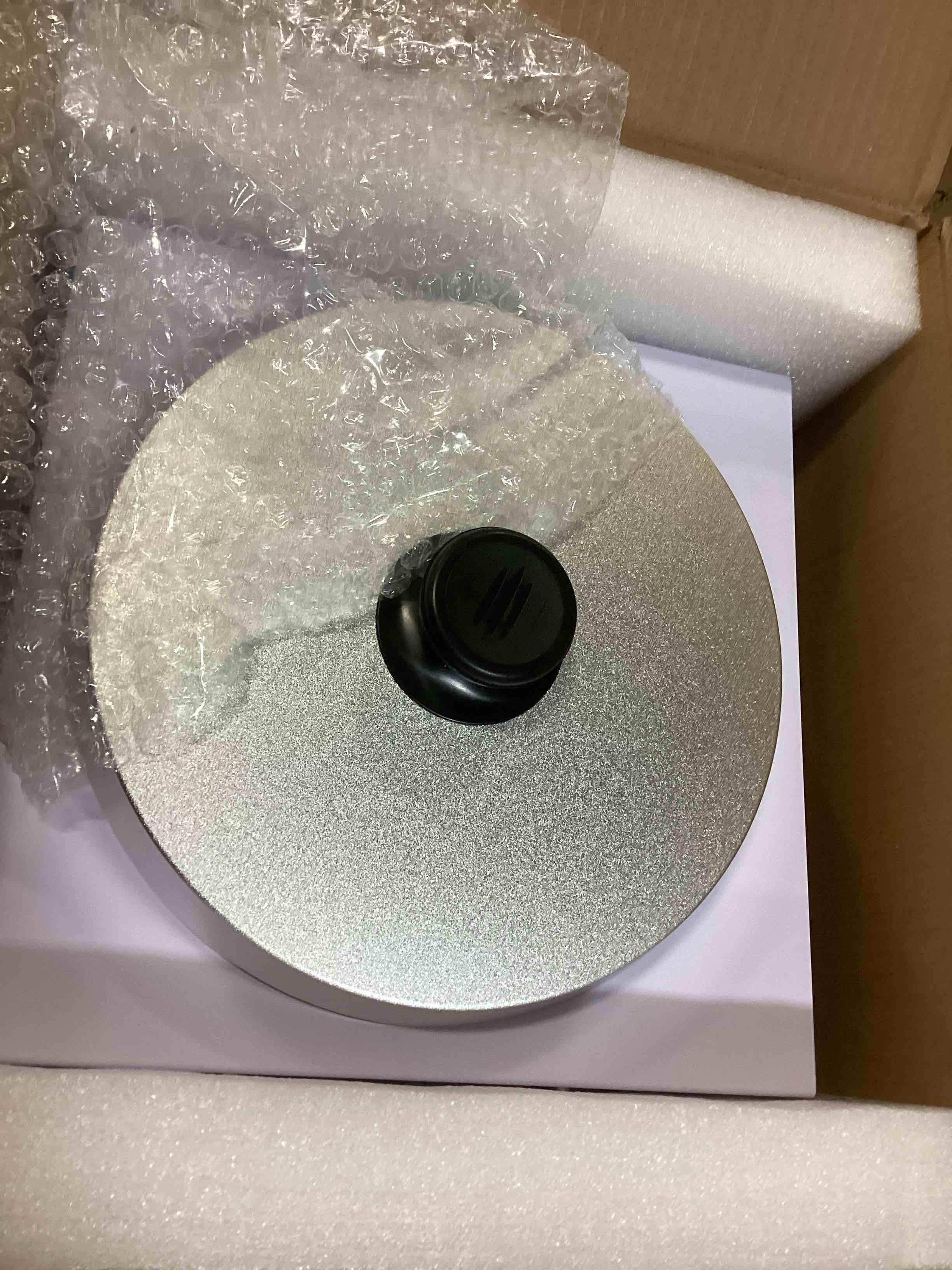 https://s3.amazonaws.com/lotting-images-prod/bidfta/BLU5375142_1702646214376.jpeg