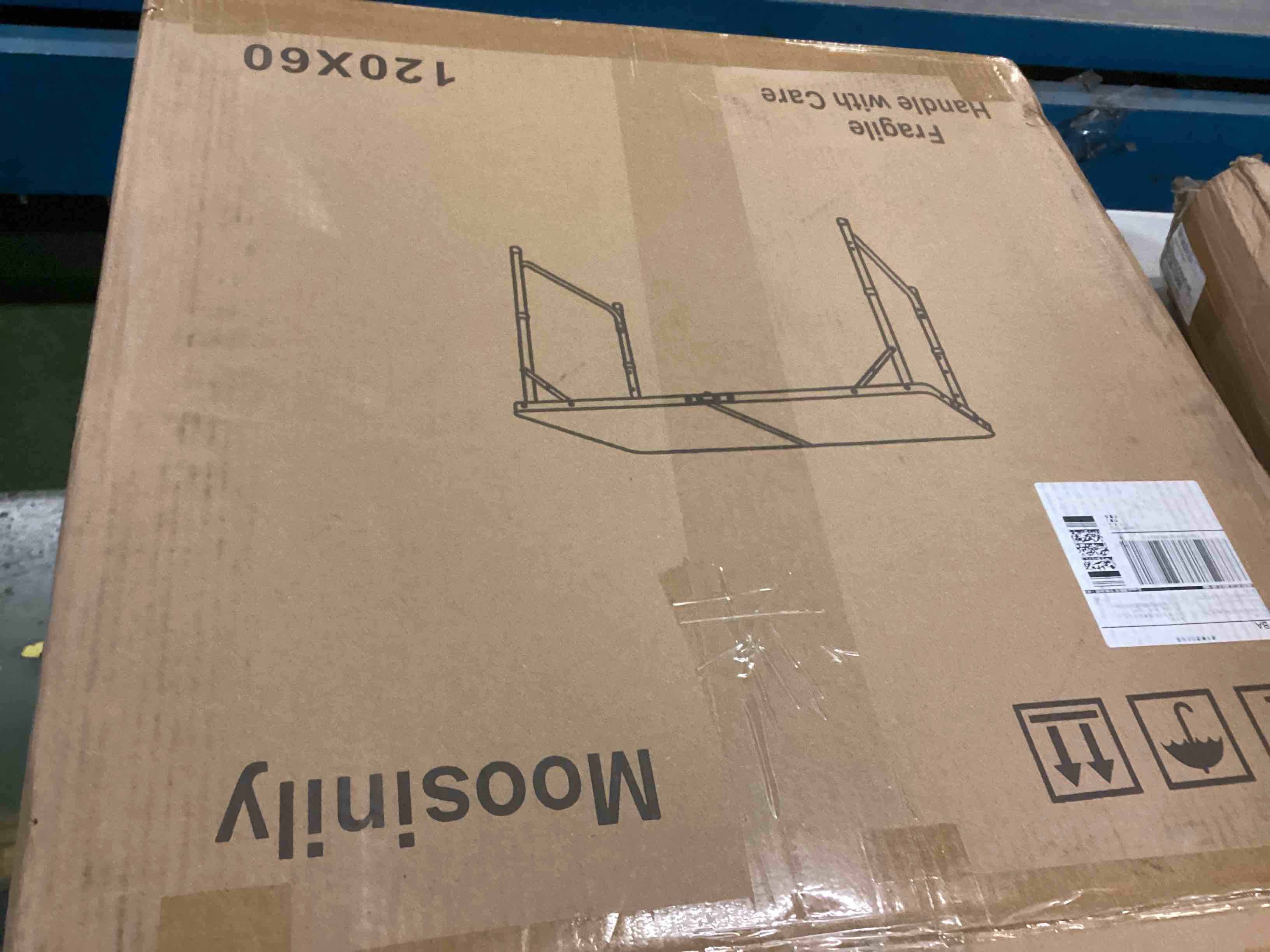 https://s3.amazonaws.com/lotting-images-prod/bidfta/BLU5375560_1702988187716.jpeg